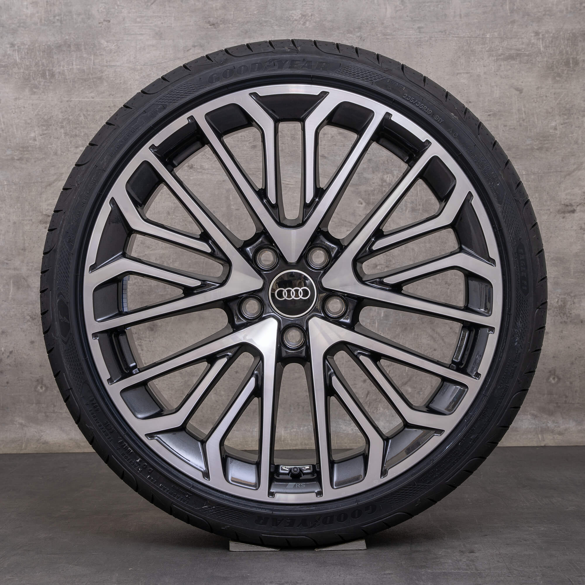 OEM Audi A3 S3 RS3 rims 19 inch 8V 8Y summer wheels 8Y0601025DC