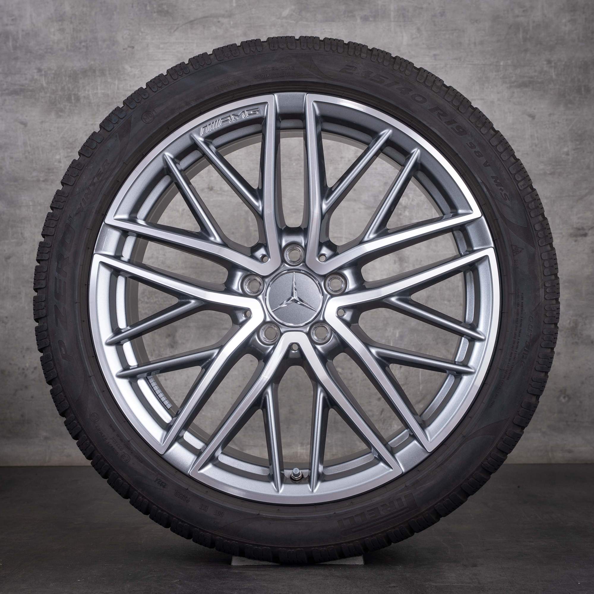 Original Mercedes Benz C-Klasse C43 AMG Winterräder 19 Zoll W206 S206 Felgen A2064012300 A2064012400 himalaya grey front glanzgedreht