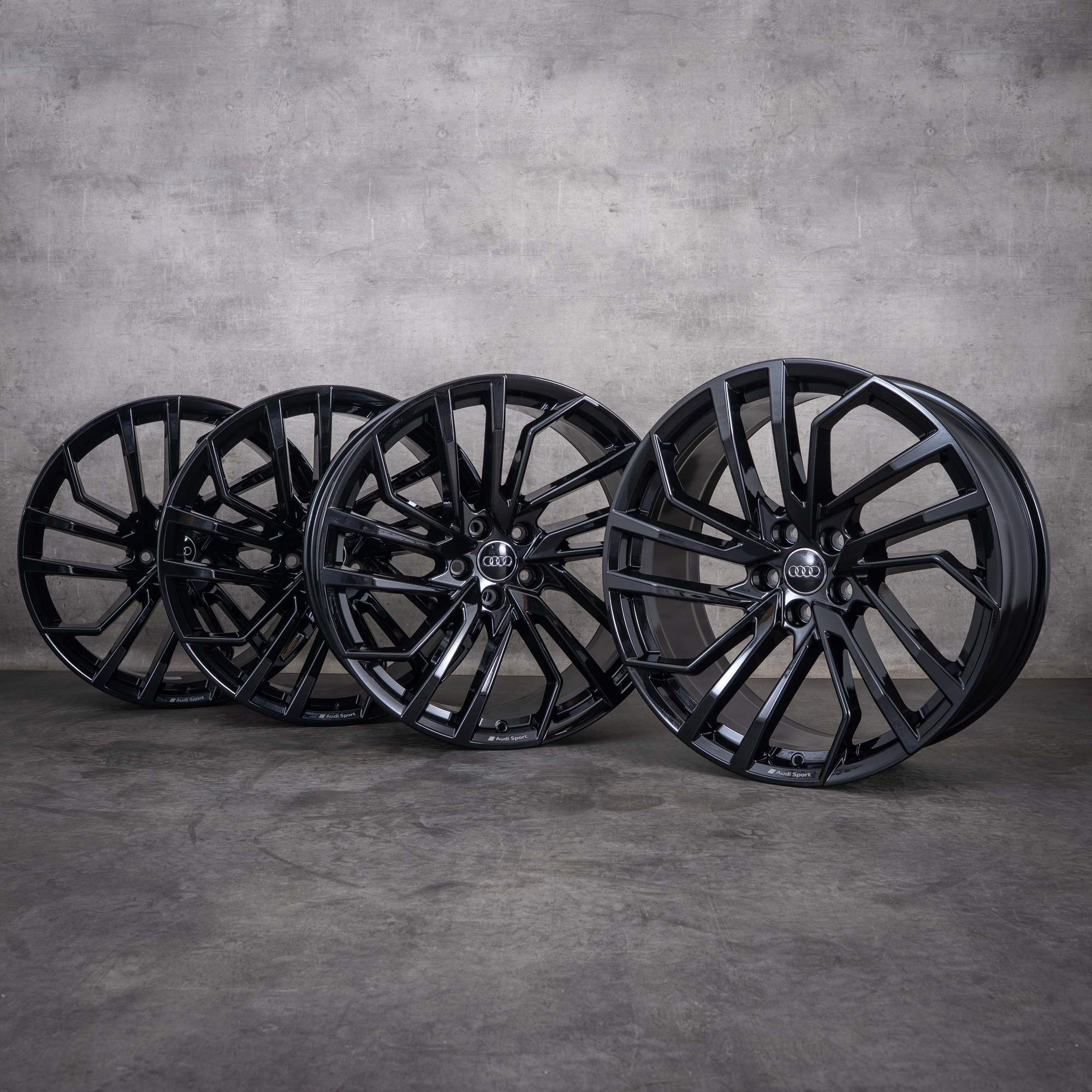 Oryginalne felgi Audi RS4 RS5 20 cali B9 8W F5 8W0601025FT czarne z połyskiem