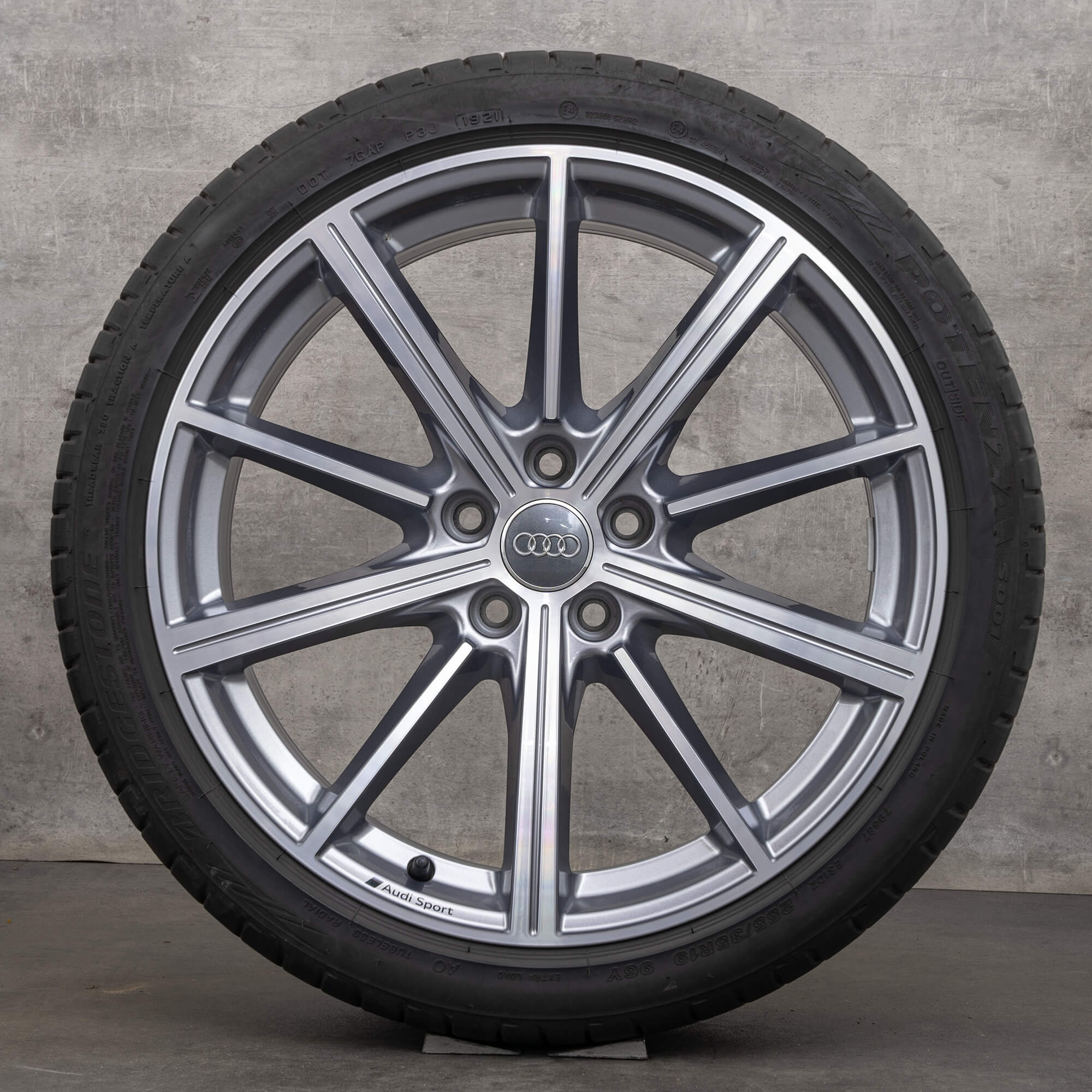 Audi A5 S5 F5 Sommerräder 19 Zoll Felgen Sommerreifen 8W0601025EN