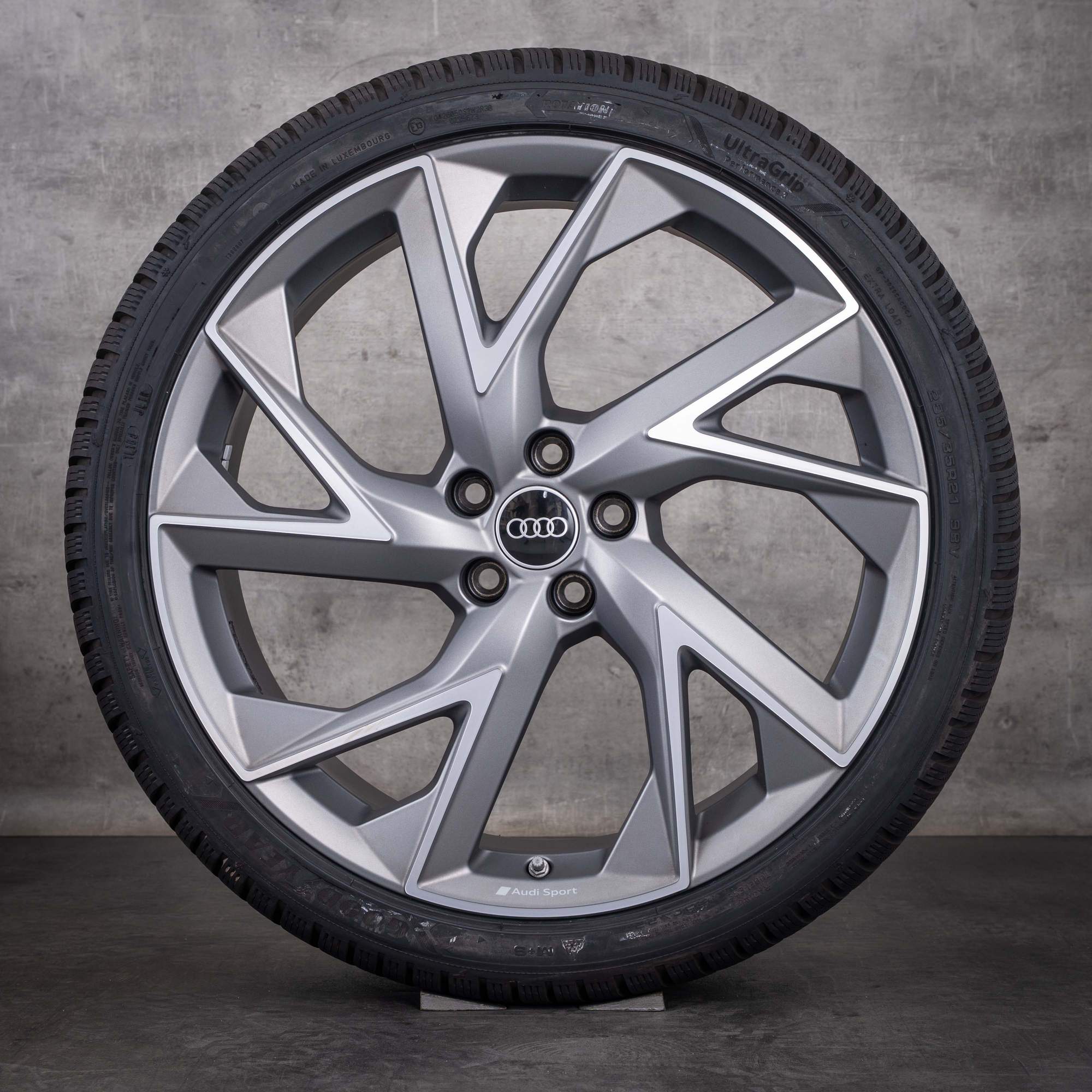 Oryginalne koła zimowe do Audi RS Q3 Sportback 21-calowe felgi F3 83A601025AD matowe koła z efektem diamond cut