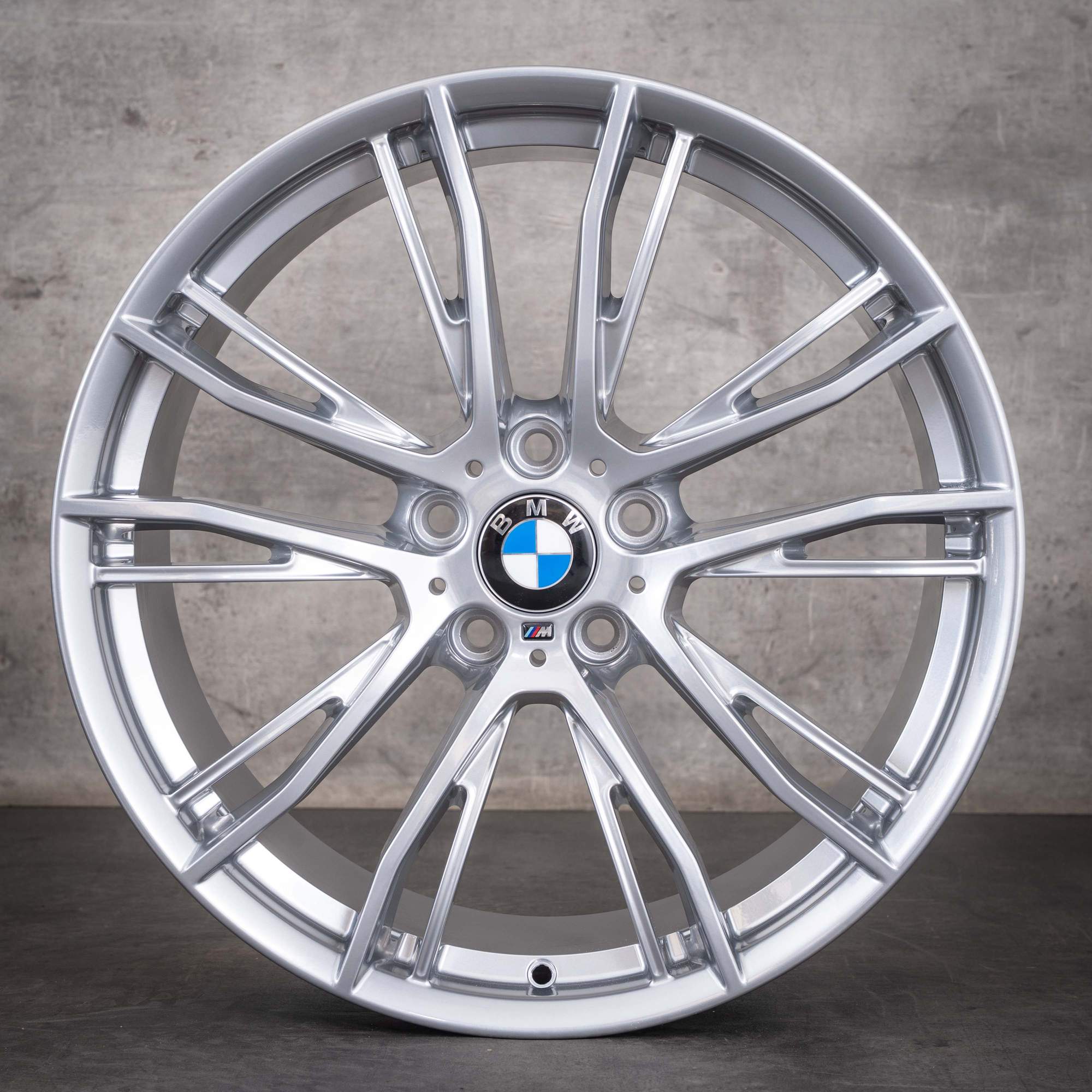 Oryginalne felgi BMW 3er 4er 20 cali F30 F31 F32 F33 F36 Gran Coupe Styling 624 M 6862774 6862775 czarny połysk