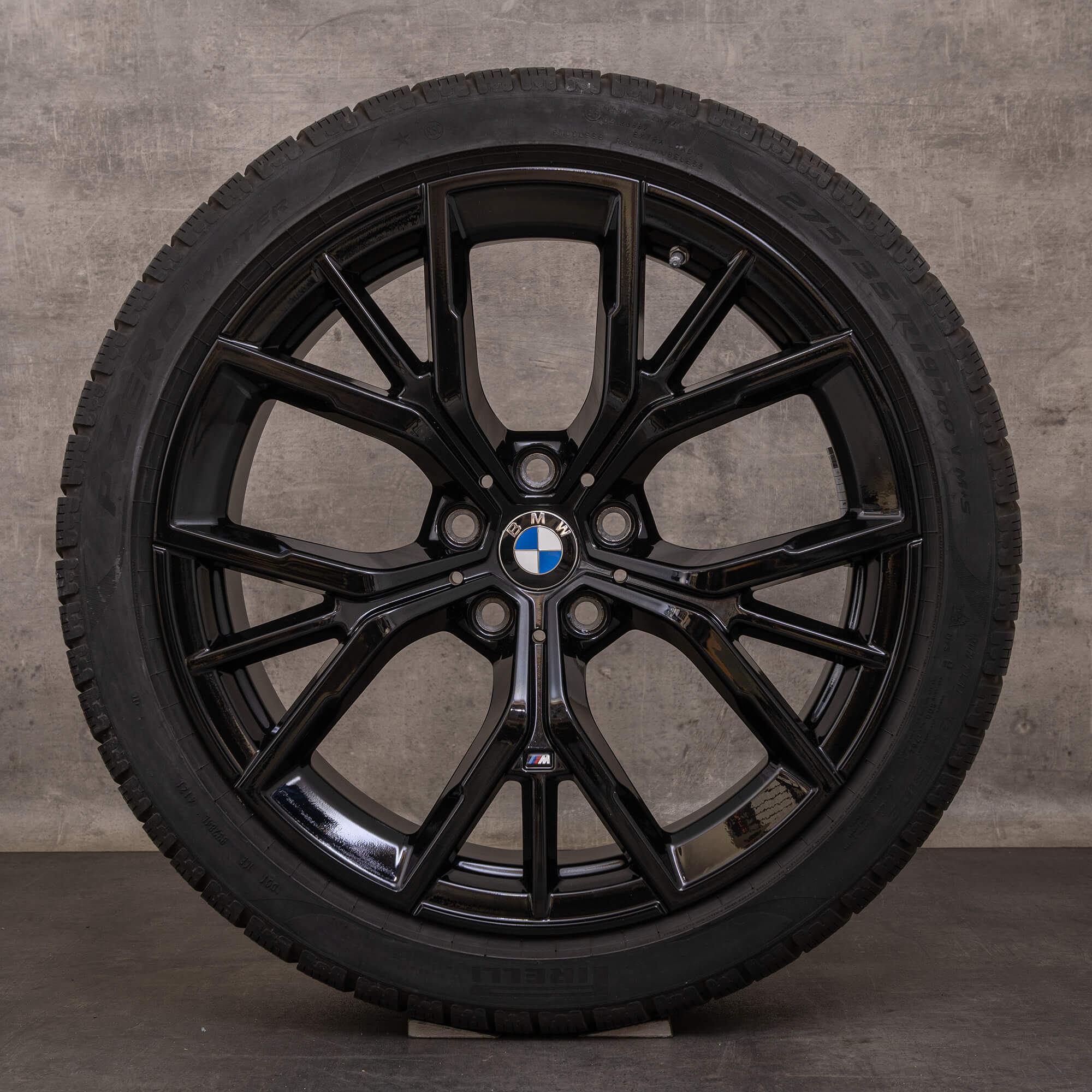Oem BMW Série 5 pneus hiver jantes 19 pouces G30 G31 Jantes Styling 845 M 8747406 8747405 noir brillant