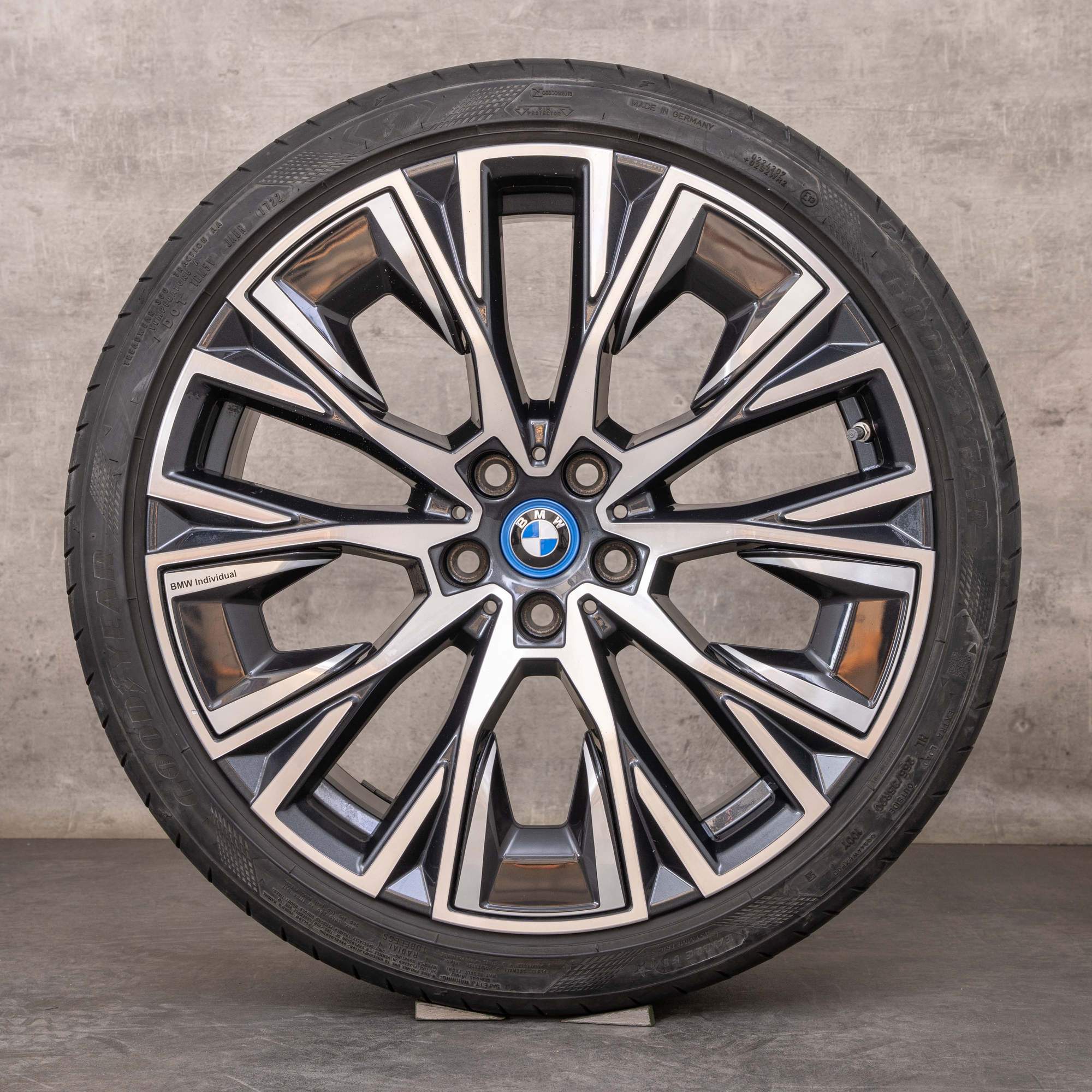 Originale BMW fælge 20 tommer 4 serie i4 G26 Gran Coupe sommerdæk 8747310 8747311 styling 862i orbit grå poleret