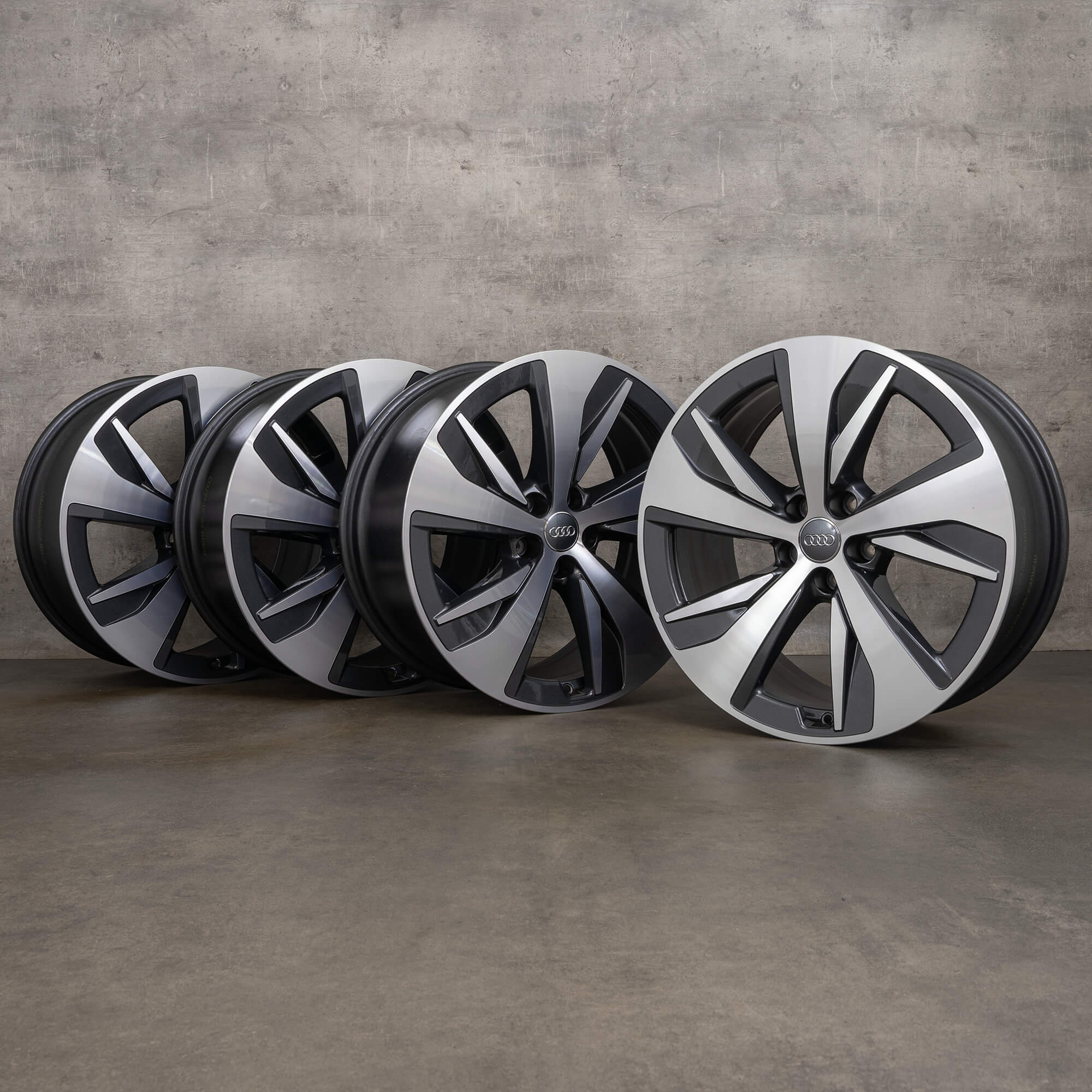 Oryginalne Felgi Audi e-tron GE Q8 20 cali 4KE 4KE601025AF antracyt polerowane NOWOŚĆ
