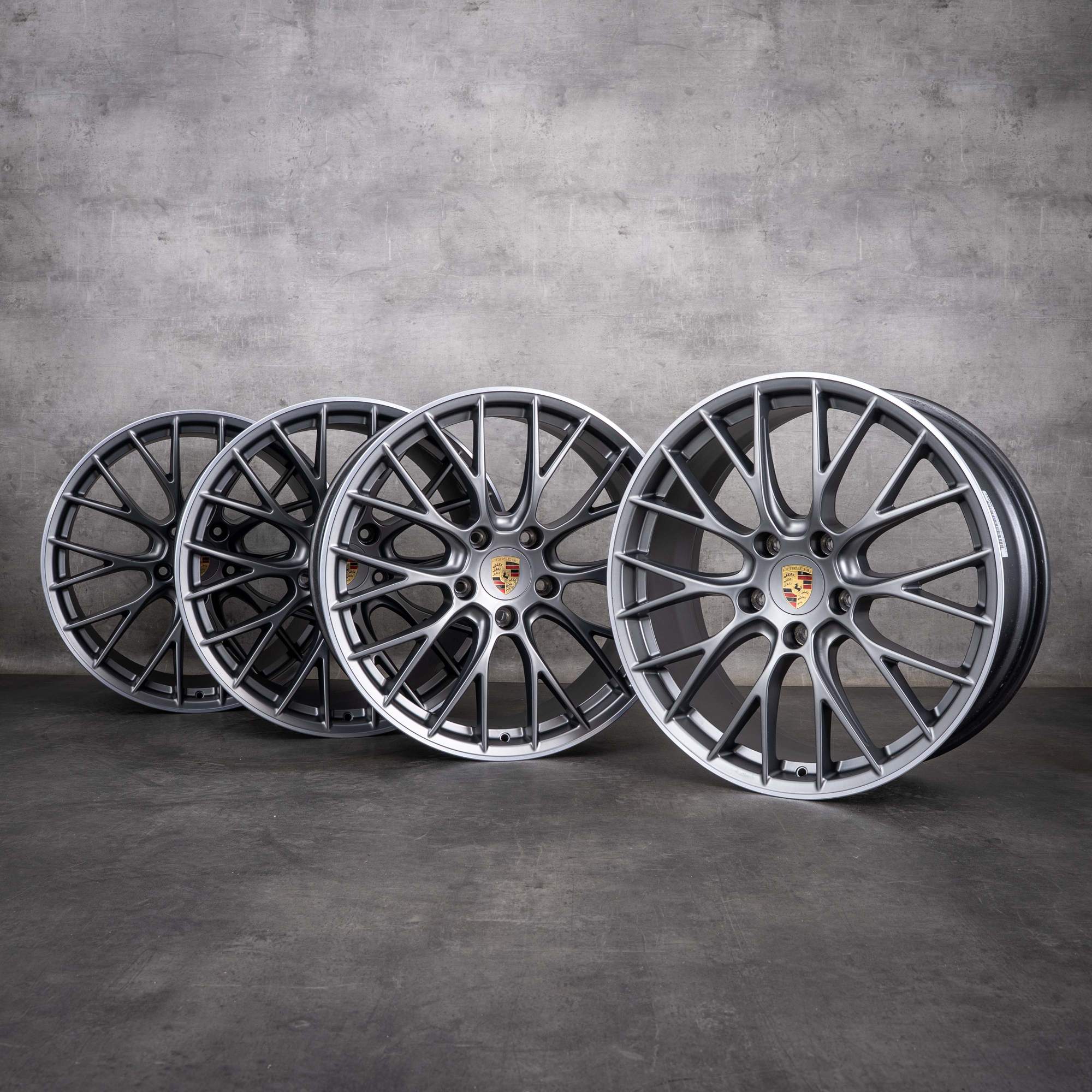 Oryginalne felgi Porsche 911 20 cali 991 II Carrera 4 i 4S 99136271200 99136276005 platynowo-srebrne matowe, Polerowane