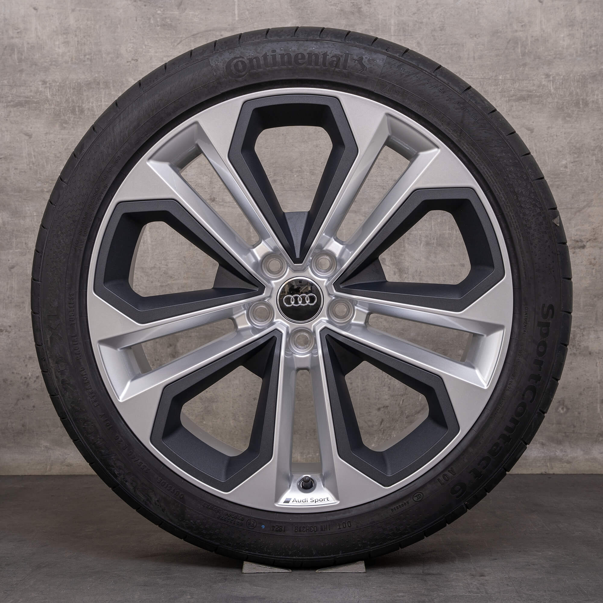 Original Audi Q3 RS & Sportback hjul 20 tum F3 Sommerrder 83A601025E silver