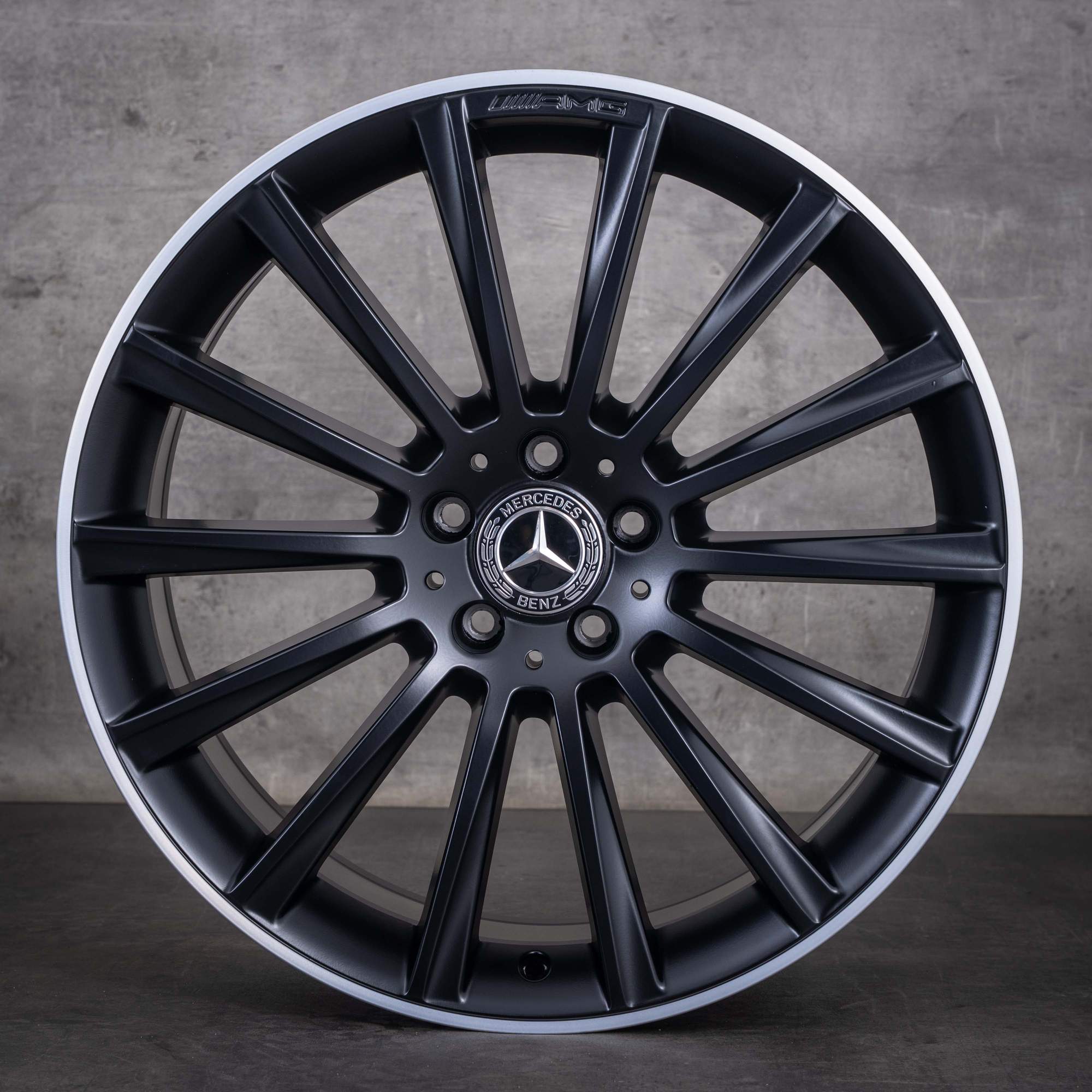 Alkuperäiset Mercedes-Benz S-sarjan AMG-vanteet 20 tuumaa W222 V222 S 63 S 65 A2224010400 A2224010500 mattamusta diamond cut UUDET