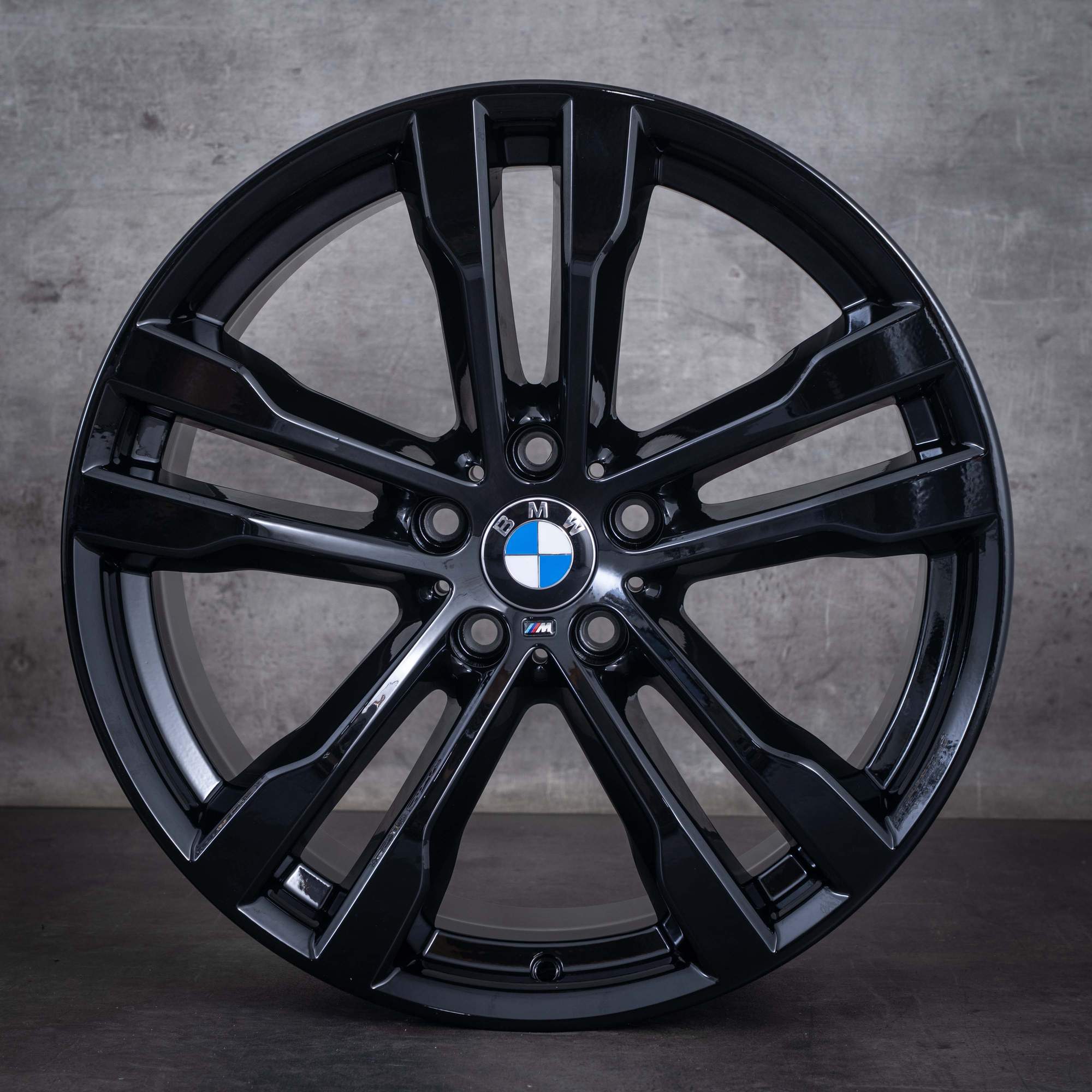 Roues hiver d'origine BMW X5 X6 20 pouces E70 F15 F16 Styling 468 M 7846788 7846789 noir jais - roue 3 sur 4