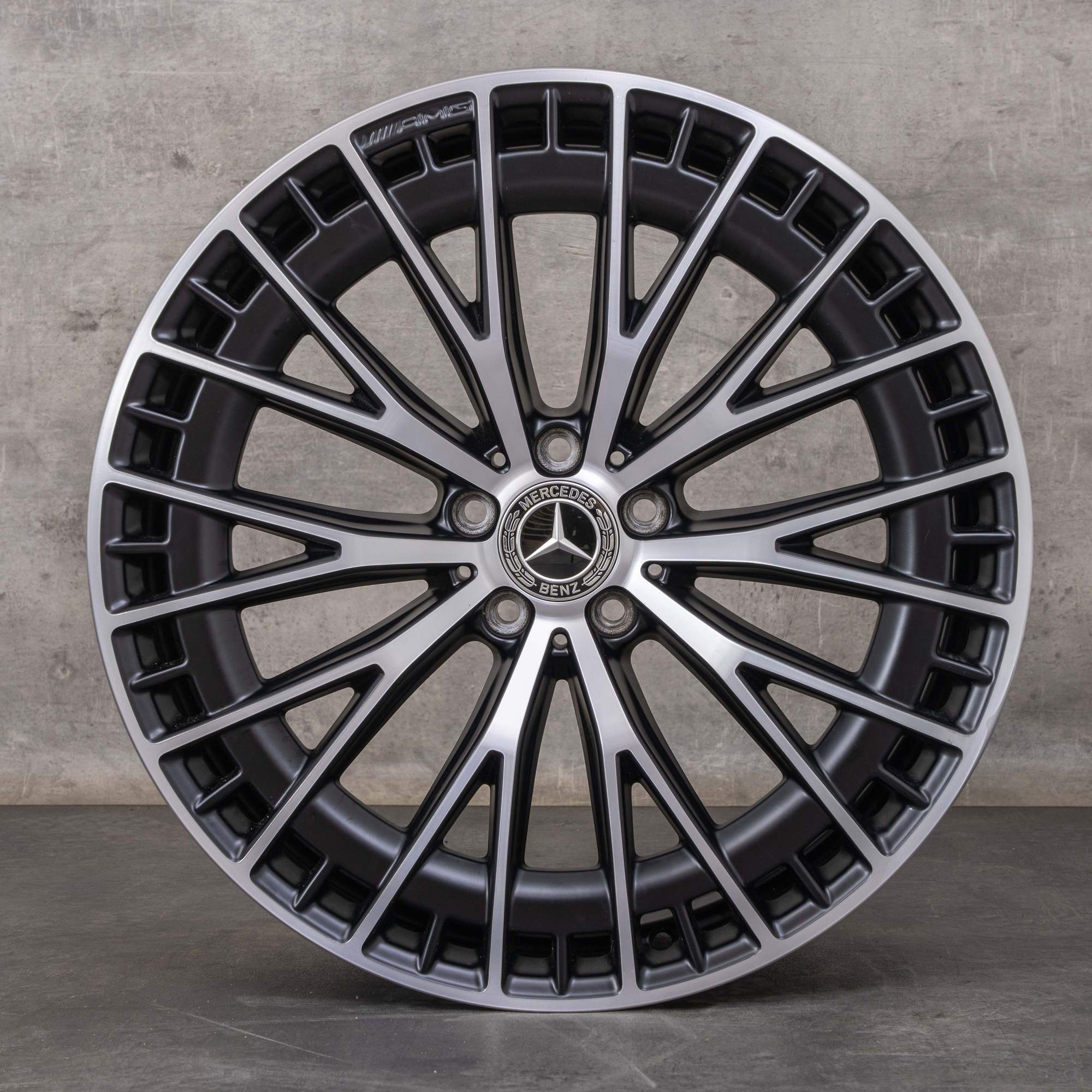 Oryginał Mercedes Benz EQE 43 53 AMG felgi 21 cali V295 4Matic koła letnie A2954012900 A2954013000 czarny mat Polerowane