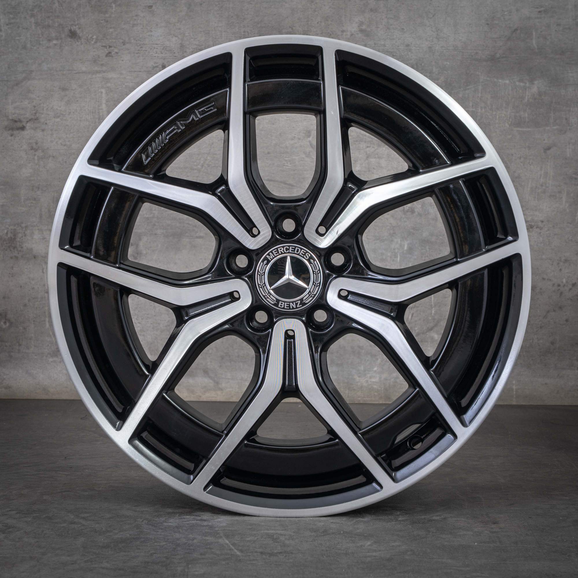 Alkuperäiset Mercedes Benz E-sarjan AMG-vanteet 19 tuuman W213 S213 C238 A238 A2134016500 musta kiillotettu