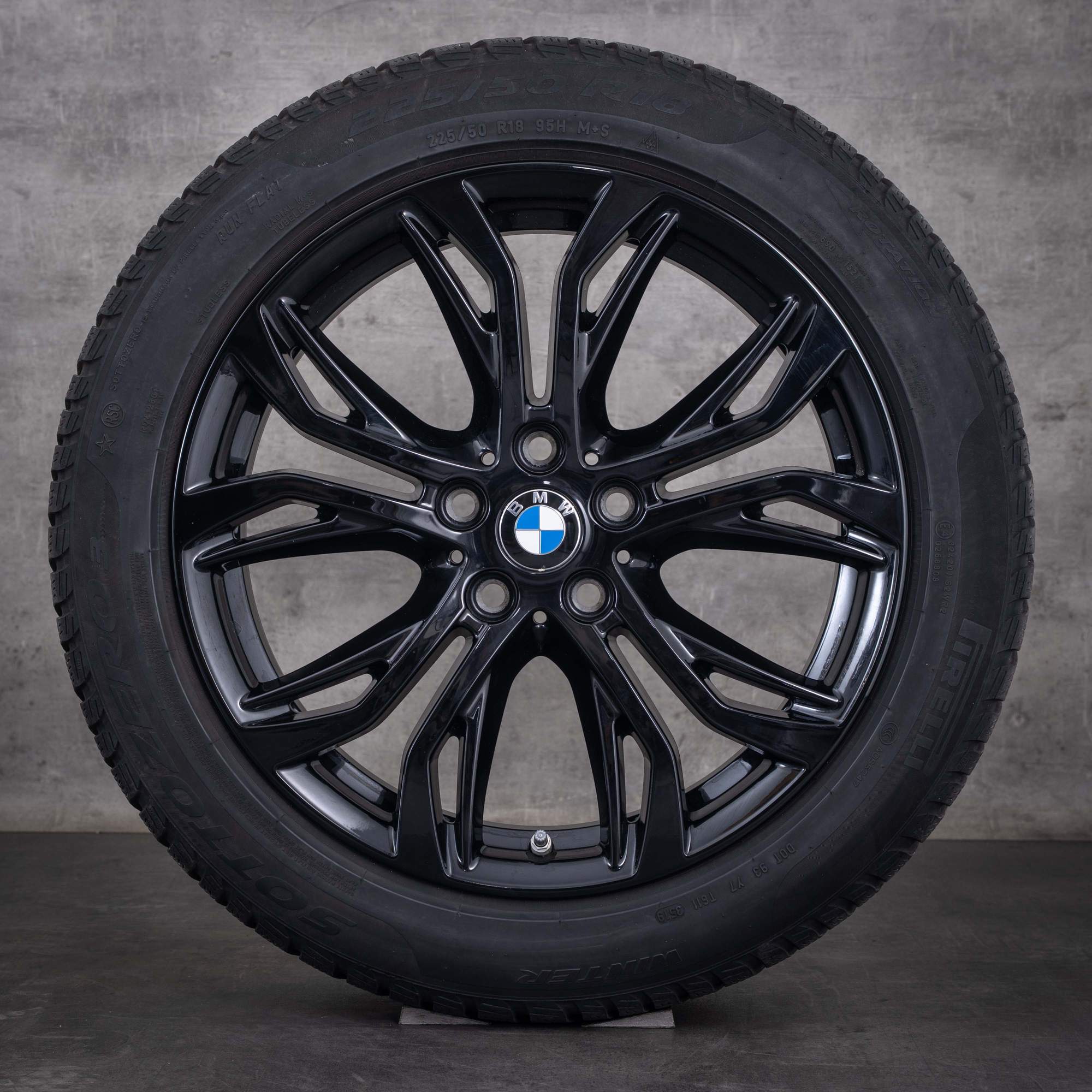 Original BMW X1 X2 Winterräder 18 Zoll F48 F39 Felgen Styling 566 6883503 schwarz glanz