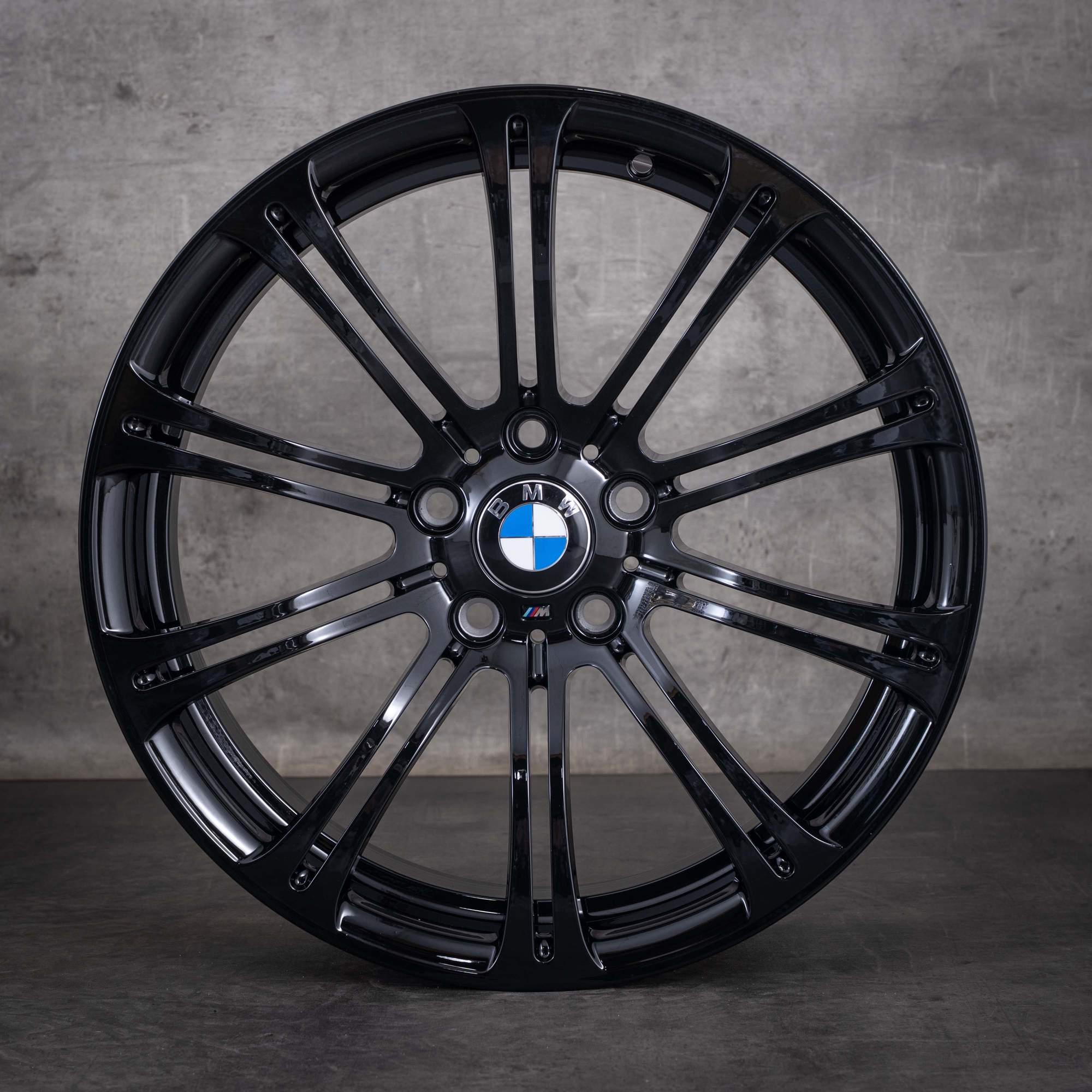 BMW 3er Felgen 19 Zoll E90 E91 E92 E93 2283555 2283556 Styling 220 M schwarz glanz - Felge 3 von 4