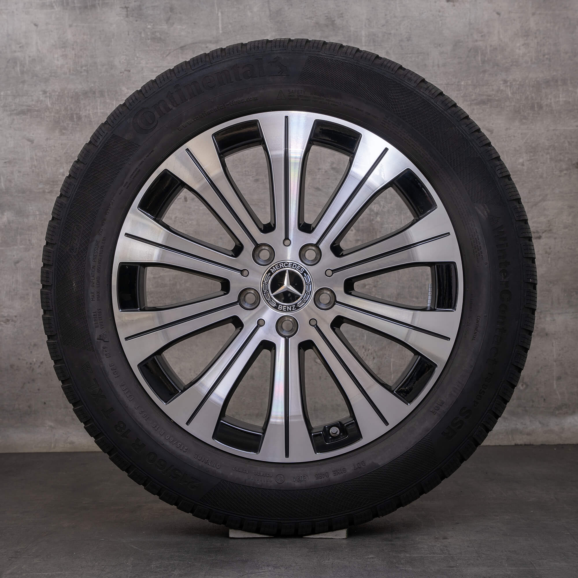 Oryginalne koła zimowe Mercedes Benz EQA EQB 18 cali H243 X243 Felgi A2434010000 czarne Polerowane