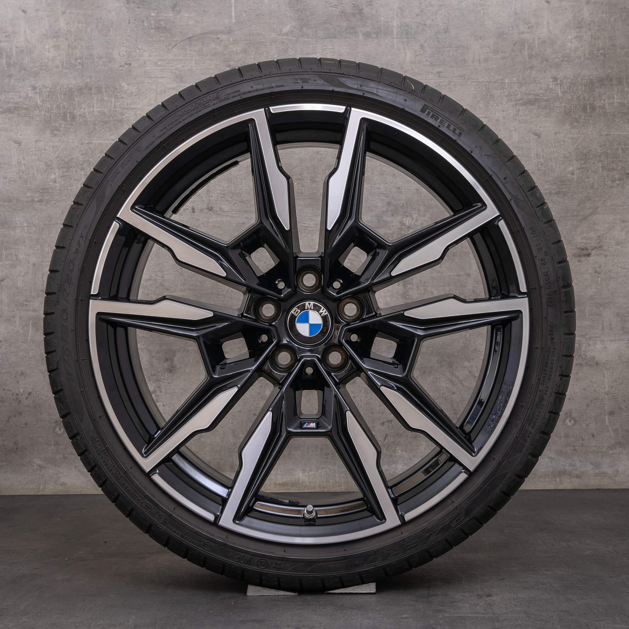 Originální disky na auto BMW řady 8 G14 G15 G16 5A07086 5A07087 Styling 895 M černá lesklá soustružená