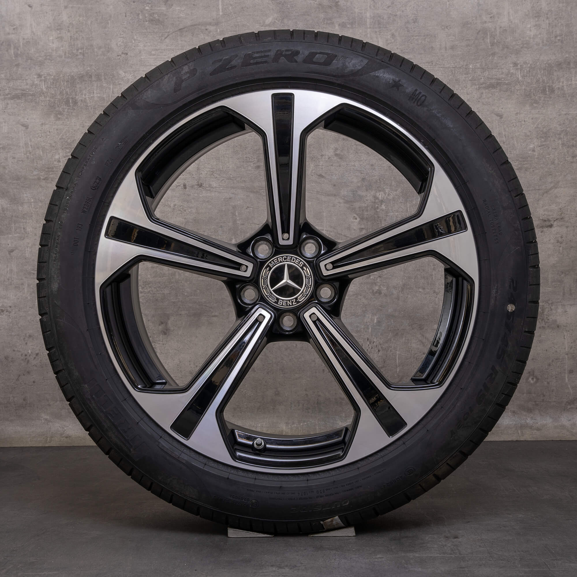 Originale Mercedes Benz E-Klasse hjul 19 tommer W214 S214 Sommerrder A2144013600 A2144013700 sort blank drejet