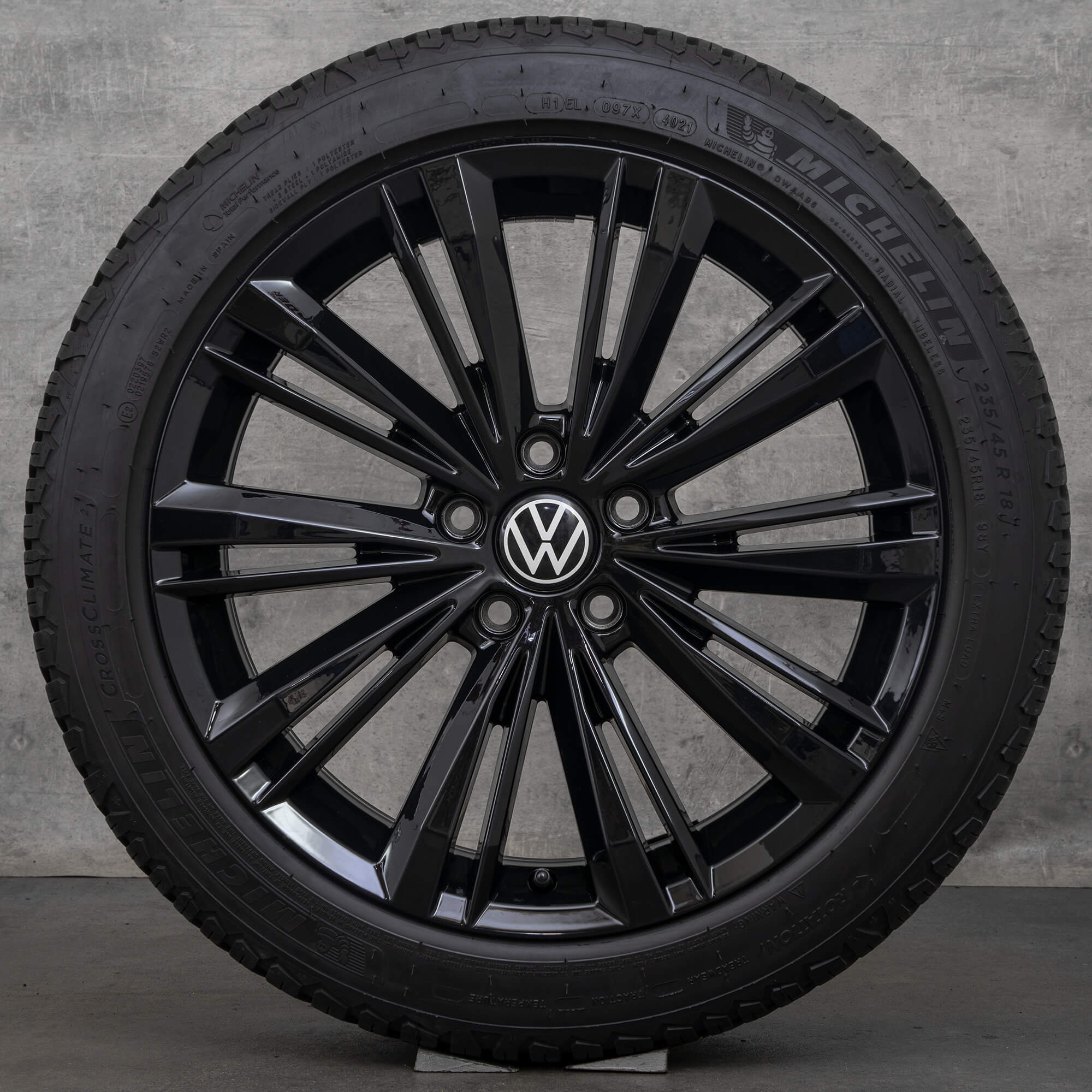 VW Passat 3G B8 Liverpool allweather wheels 18 inch alloy rims 3G0601025BN