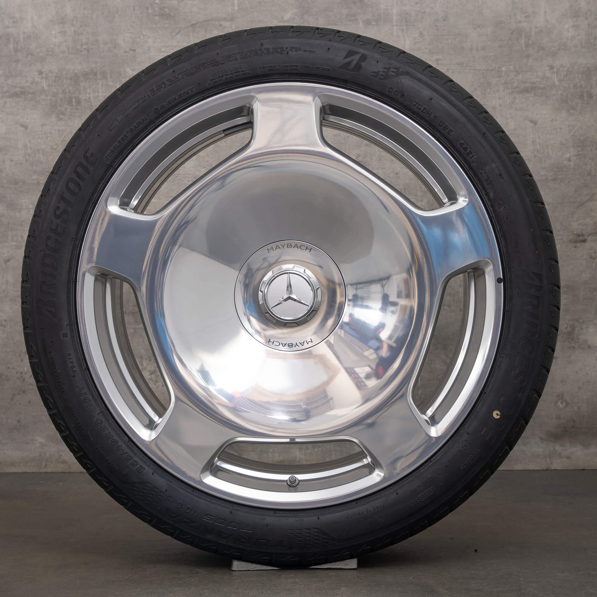 OEM Maybach Mercedes Benz S-Class rims 20 inch W223 Z223 summer tires