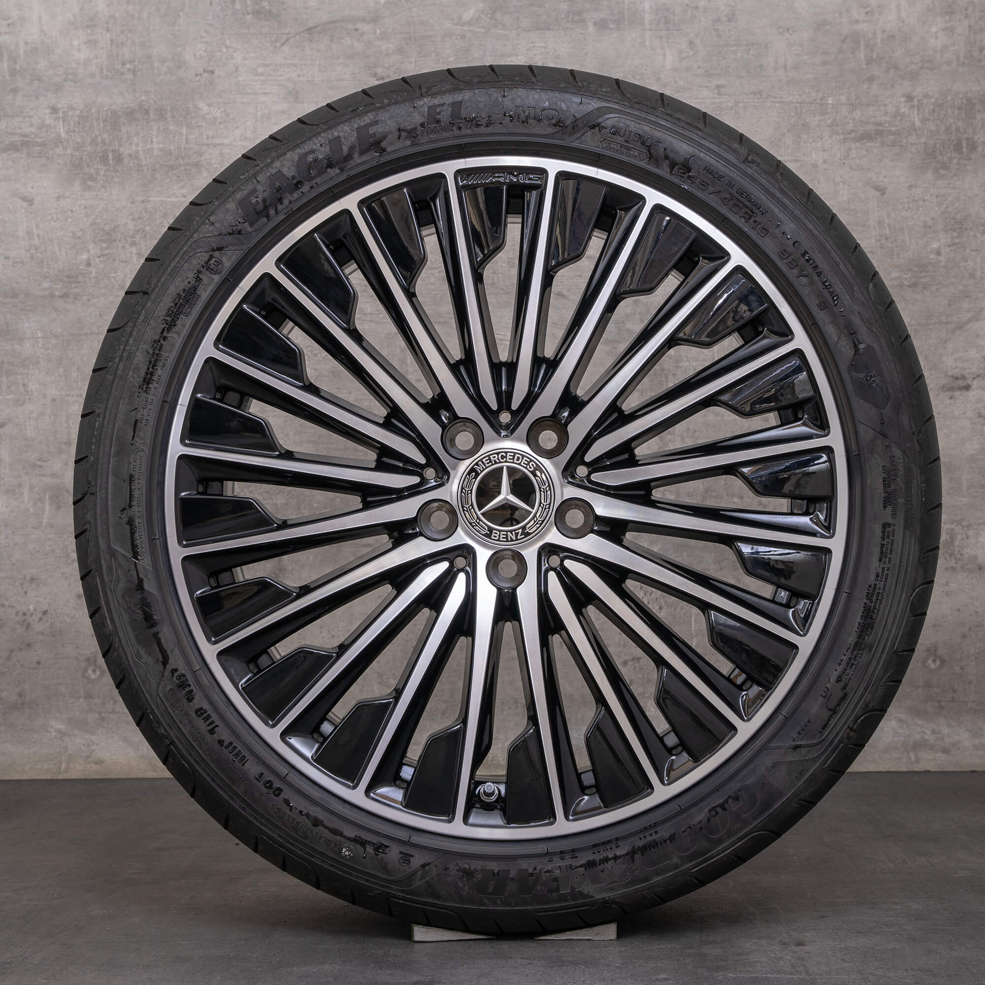 Oryginał Mercedes Benz CLE AMG felgi 19 cali C236 A236 koła letnie A2364011900 A2364012000 czarne Polerowane