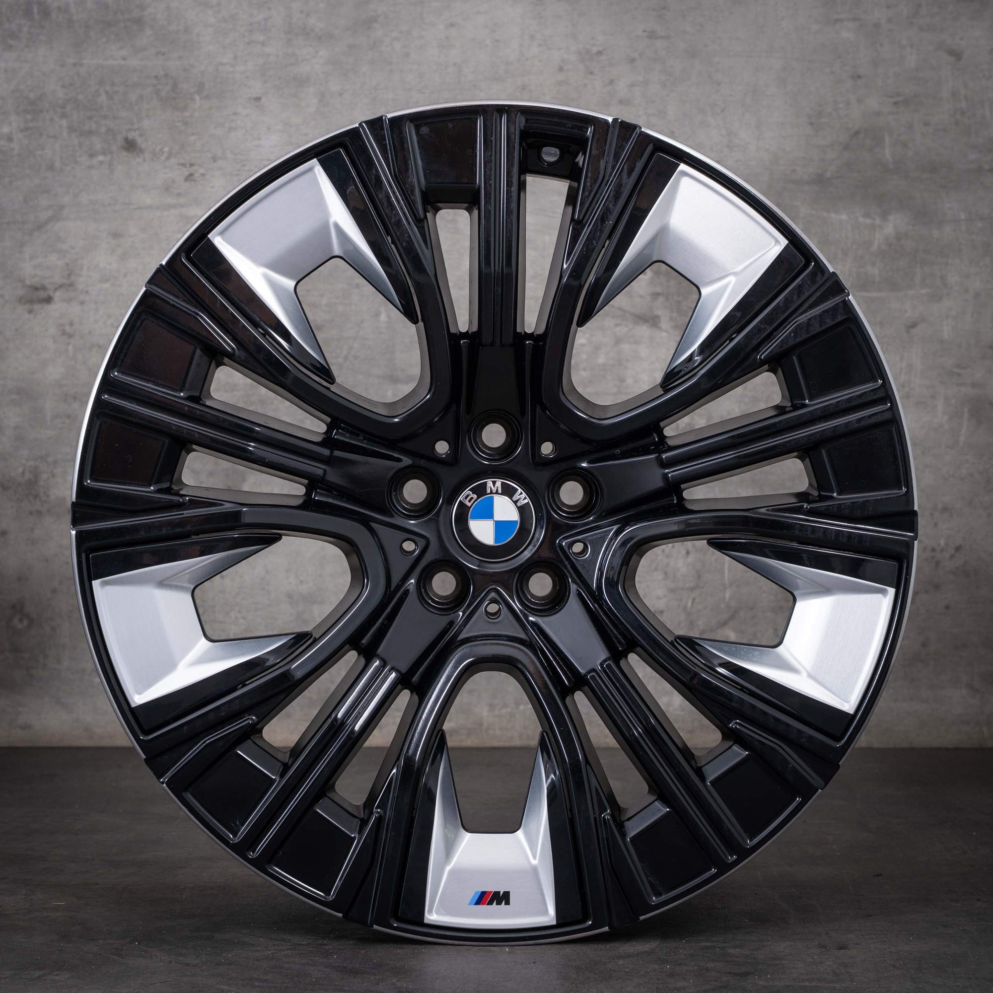 OEM BMW 7 Series i7 X3 20-inch rims G70 G45 Styling 906 M 5A6F117 5A6F118 Gloss Black