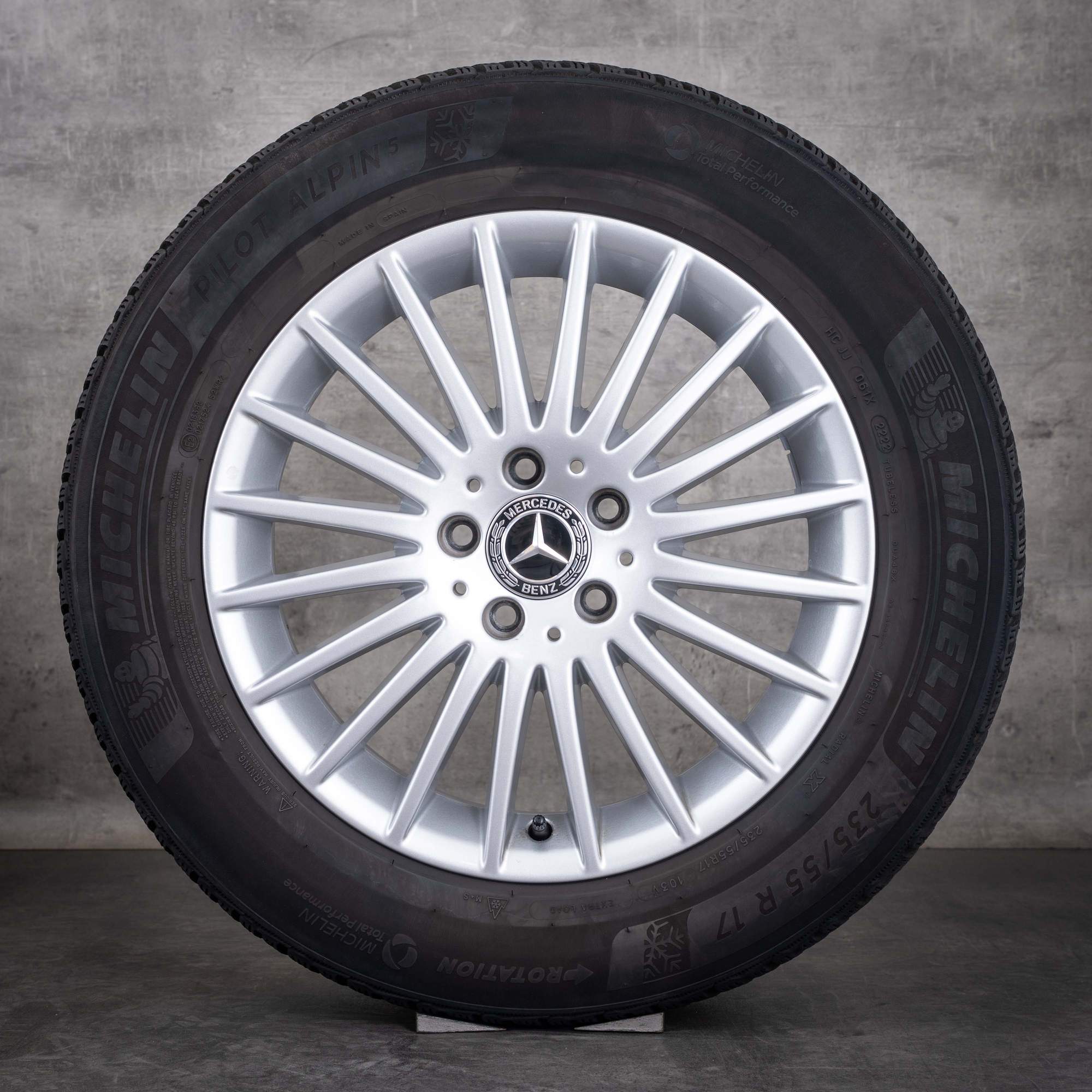 Anvelope de iarnă originale Mercedes-Benz Clasa V, 17 inci, W447, A4474014900, argintiu lucios
