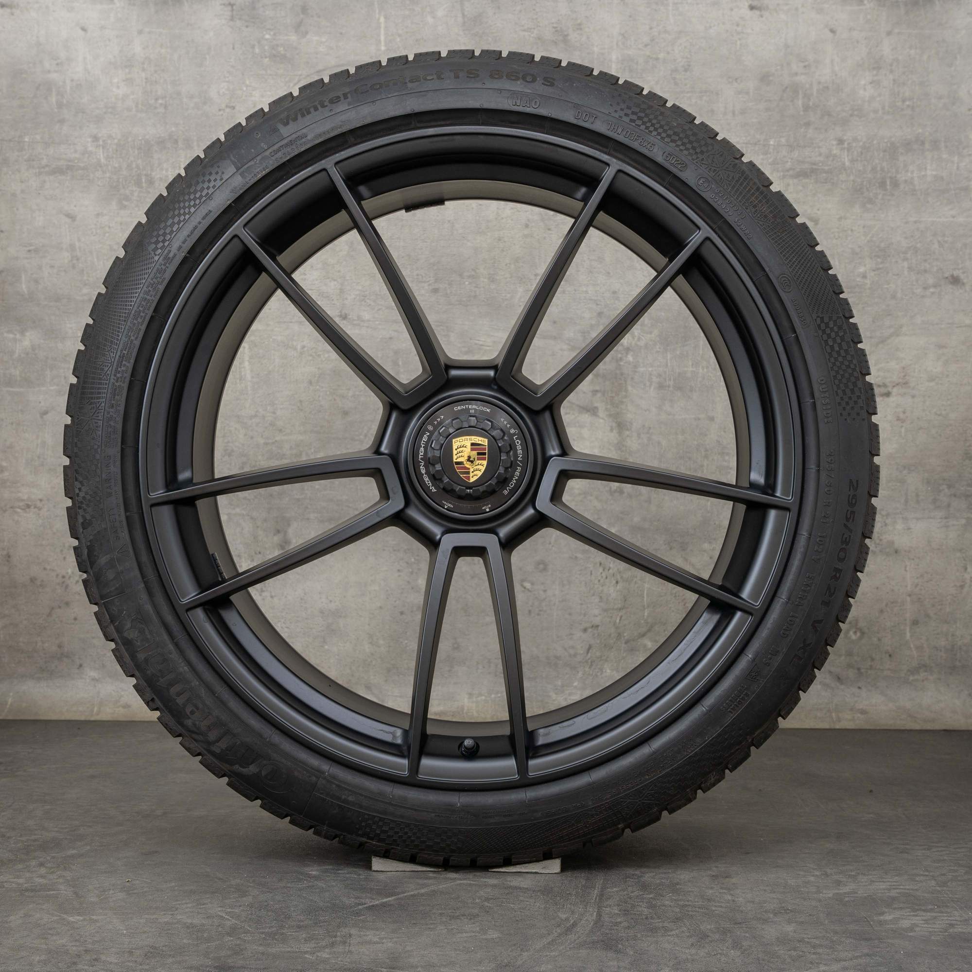 Jantes e pneus inverno originais Porsche 992 I 20 21 polegadas GTS 4 Targa jantes 992044602BA Turbo S roda preto mate