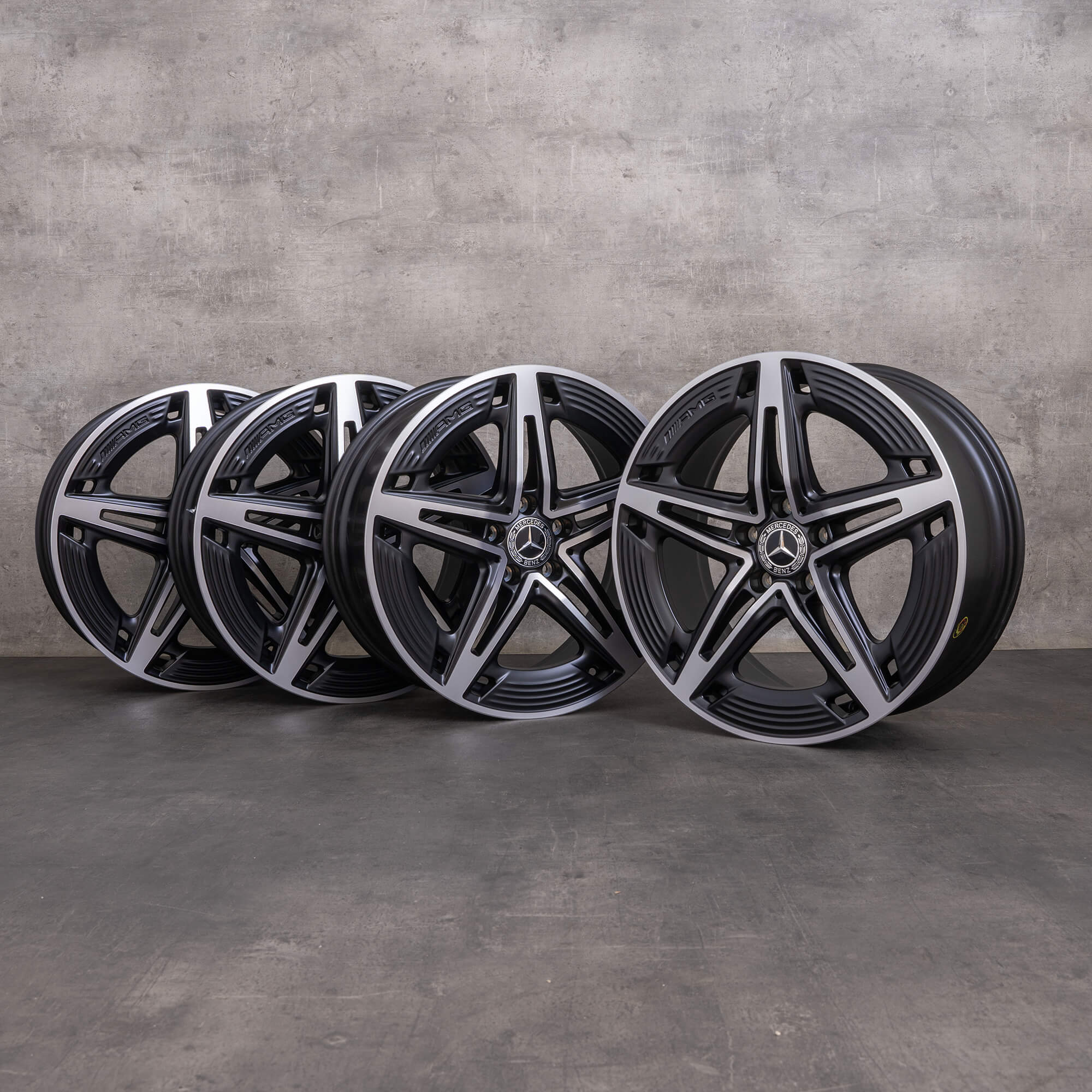 Original Mercedes Benz CLA 35 AMG fælge 19 tommer Shooting Brake X118 A1184010600 sort mat højglans NY