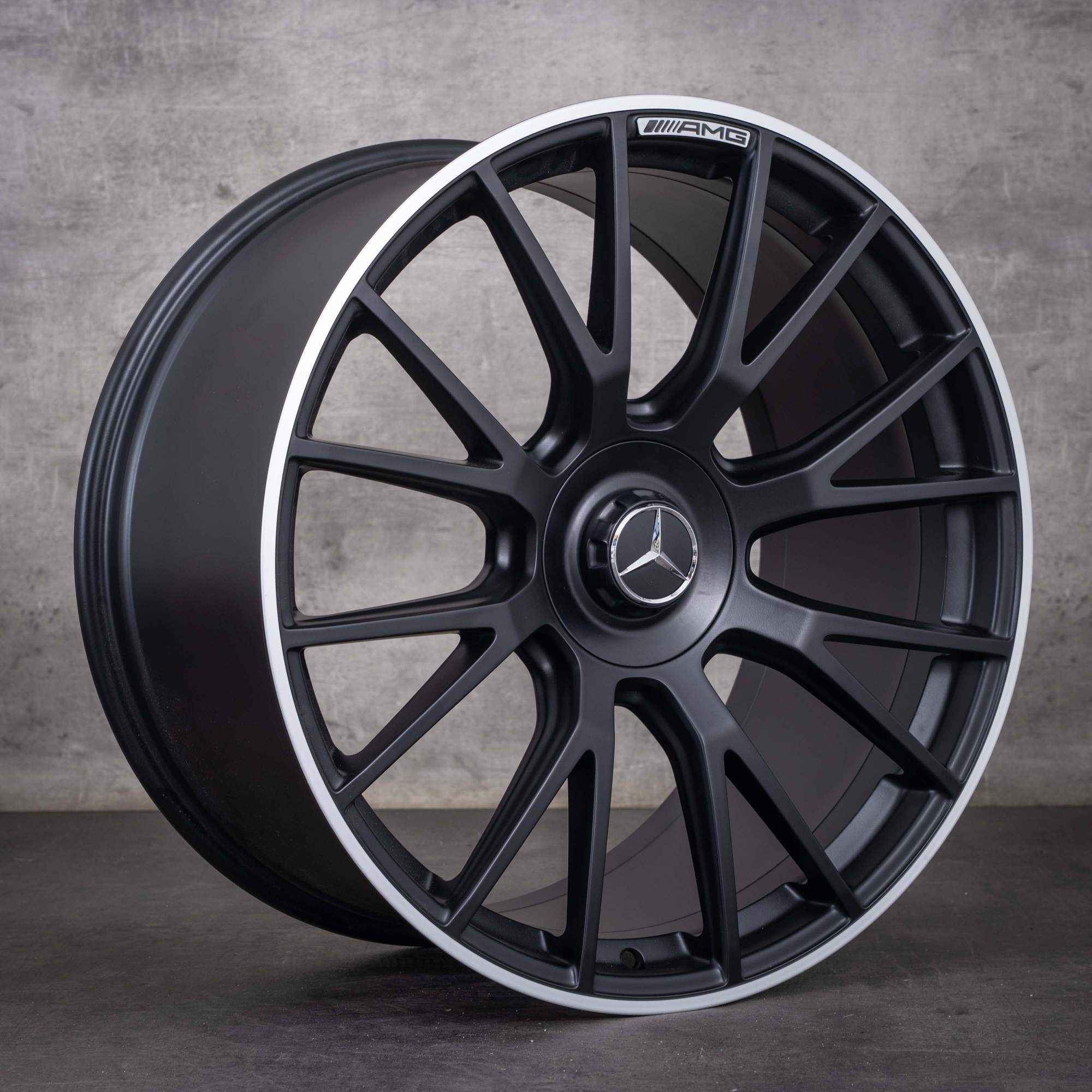 Jante d'origine Mercedes-Benz Classe E E53 hybride AMG 21 pouces W214 S214 A2144011400, noir mat, diamantée, NEUVE