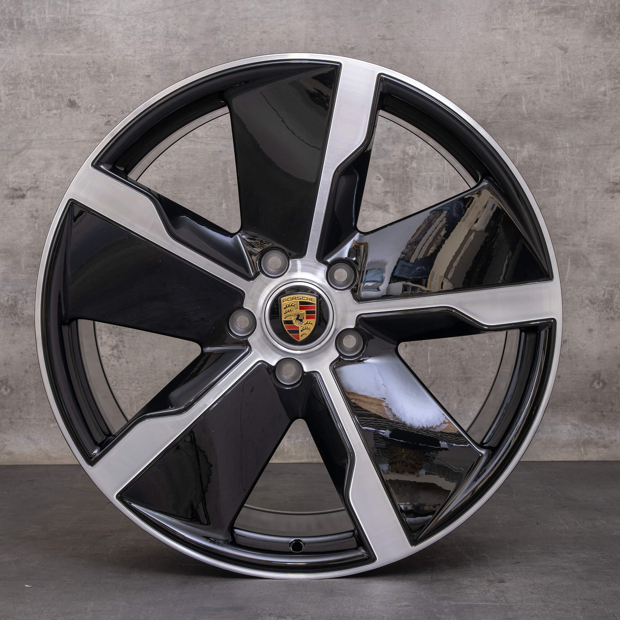 Original Porsche Taycan Felgen 21 Zoll 9J1 9J1601025Q 9J1601025R schwarz glanzgedreht NEU