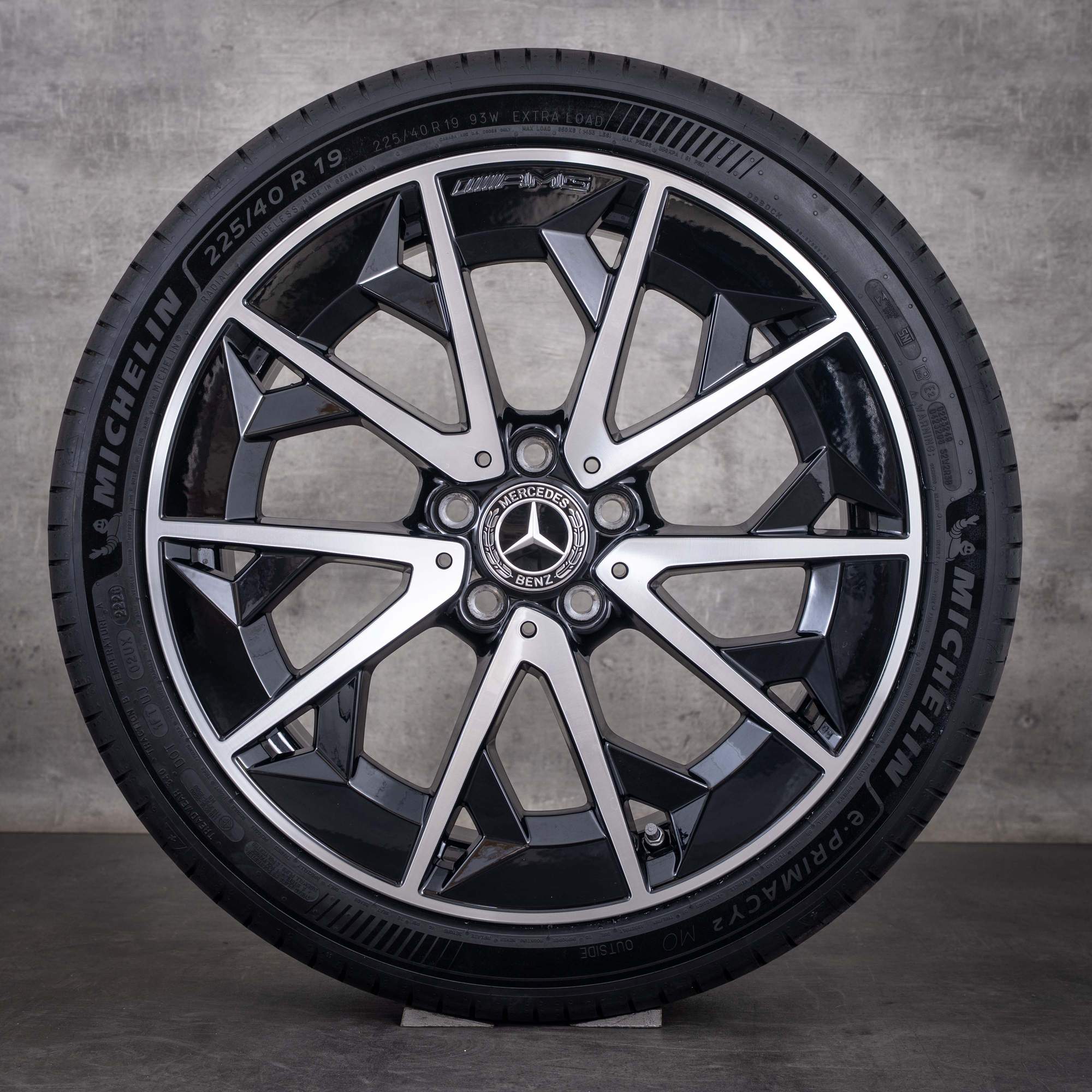 Original Mercedes-Benz CLA EQ AMG-fälgar 19 tum X174 C174 250+ 350 4Matic sommarhjul A1744011400 A1744011500 svarta frontpolerade