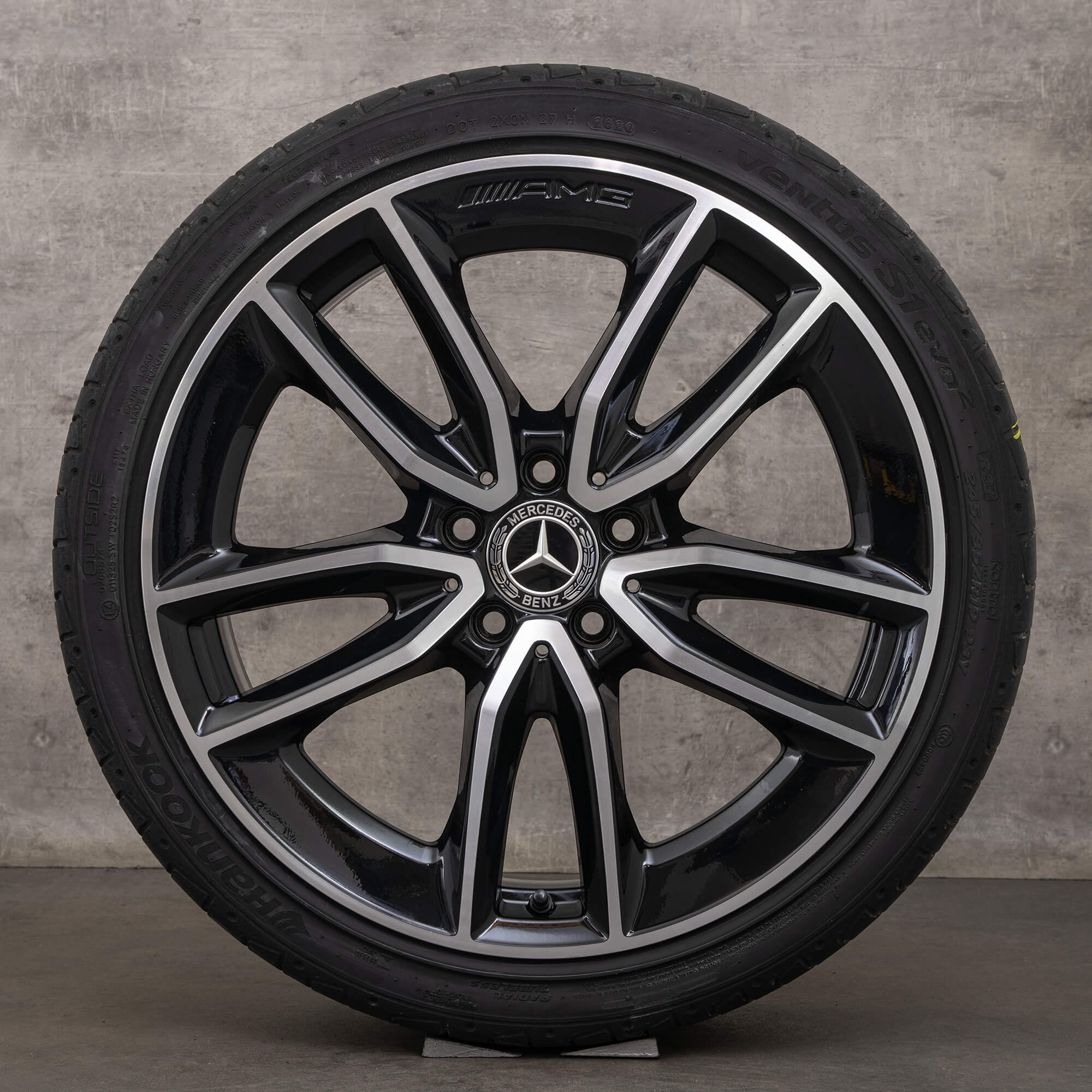 OEM AMG Mercedes Benz CLA 35 C118 X118 summer tires 19 inch rims black