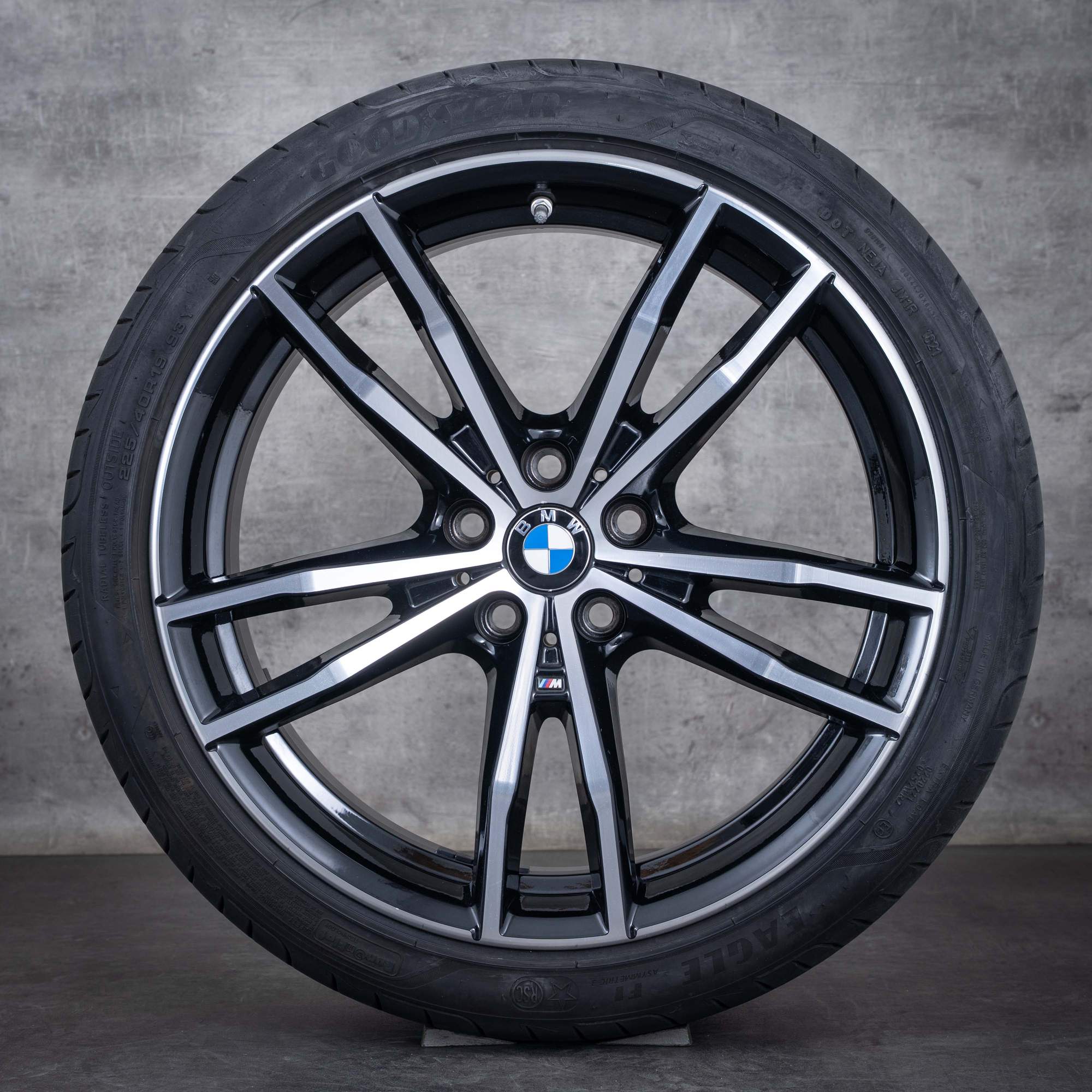 Oryginalał BMW seria 2 3 4 felgi 19 cali G42 G20 G21 G22 G23 koła letnie stylizacja 791 M 8089892 8089893 czarne polerowane toczone