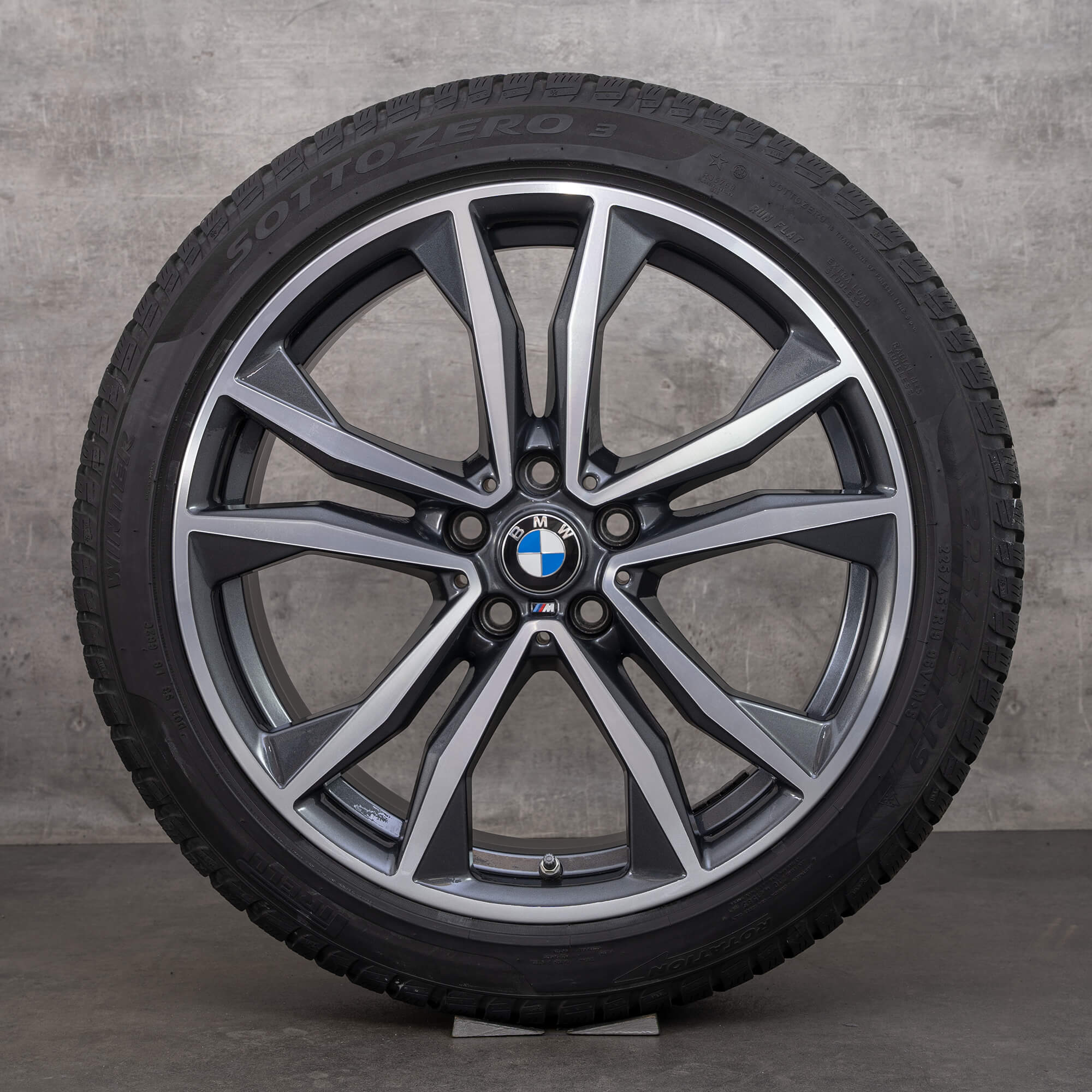 BMW Jantes 19 pouces X1 F48 X2 F39 Pneus d'hiver 715 M 8008616 6-7 mm