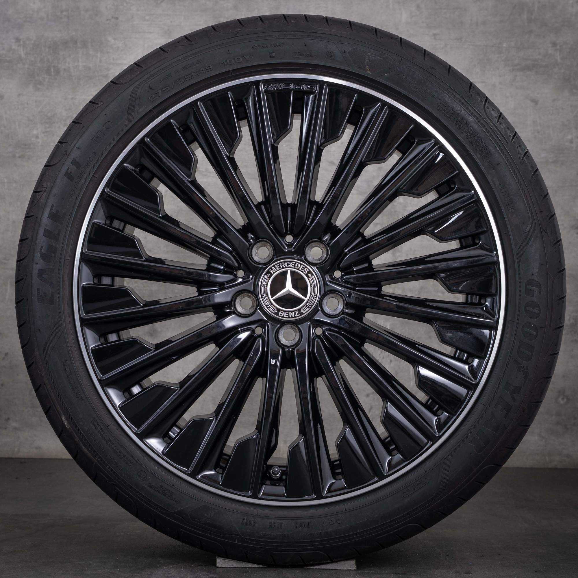 Originele Mercedes-Benz CLE AMG-velgen 19 inch C236 A236 zomerbanden A2364012100 A2364012200 zwart met diamond cut