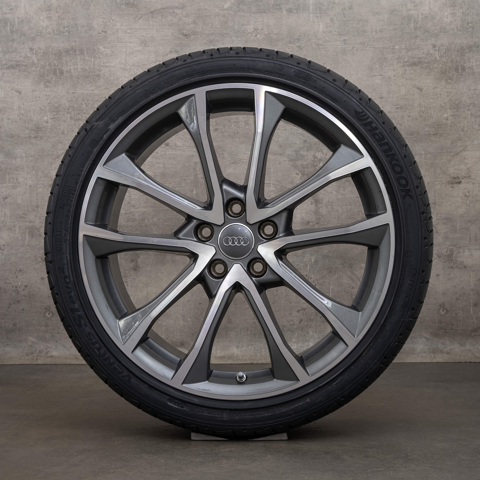 Originale Audi A4 S4 fælge 19 tommer B9 8W sommerhjul 8W0601025BF antracit poleret