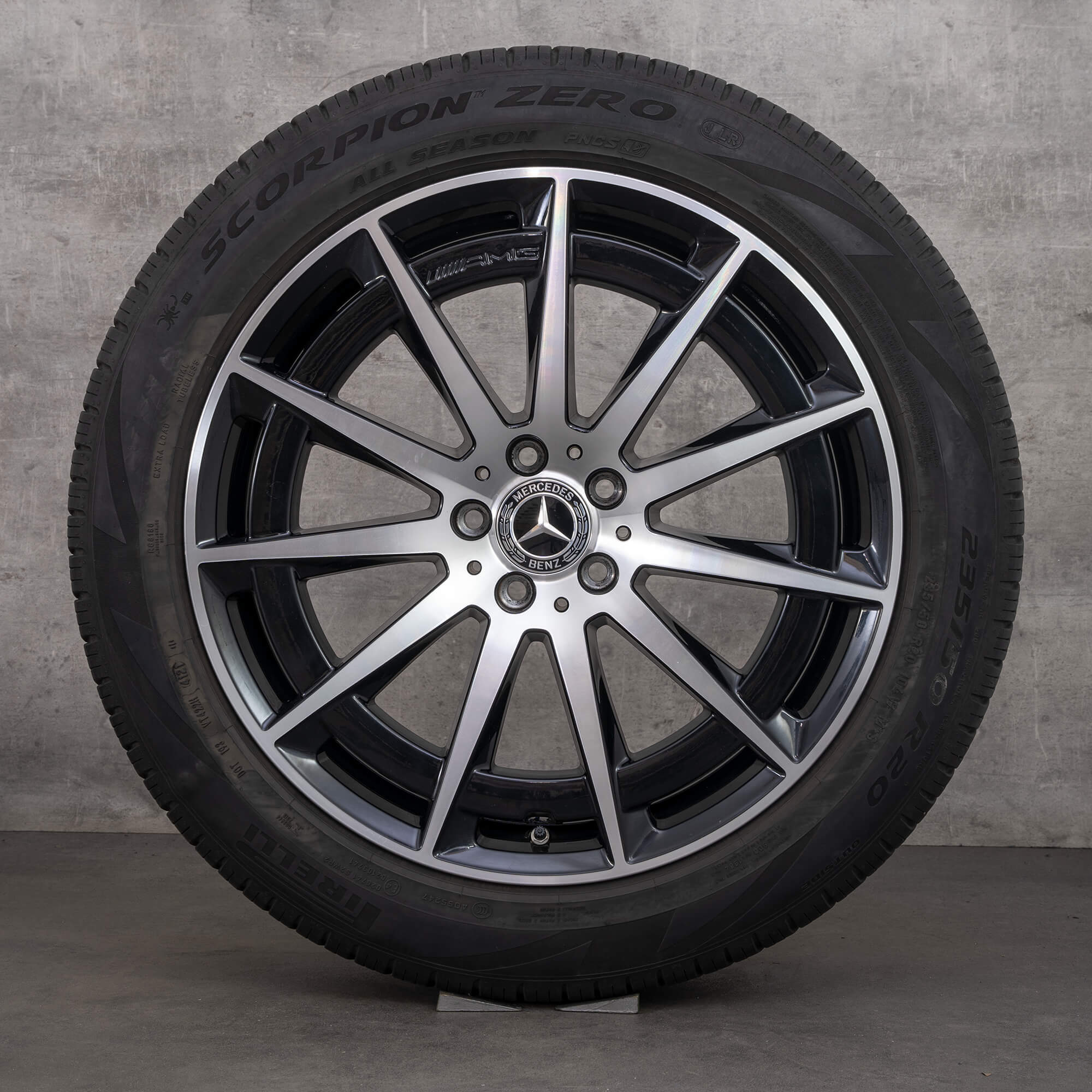 Originale Mercedes EQC N293 20-tommers sommerdekk felger A2934010800 A2934010900