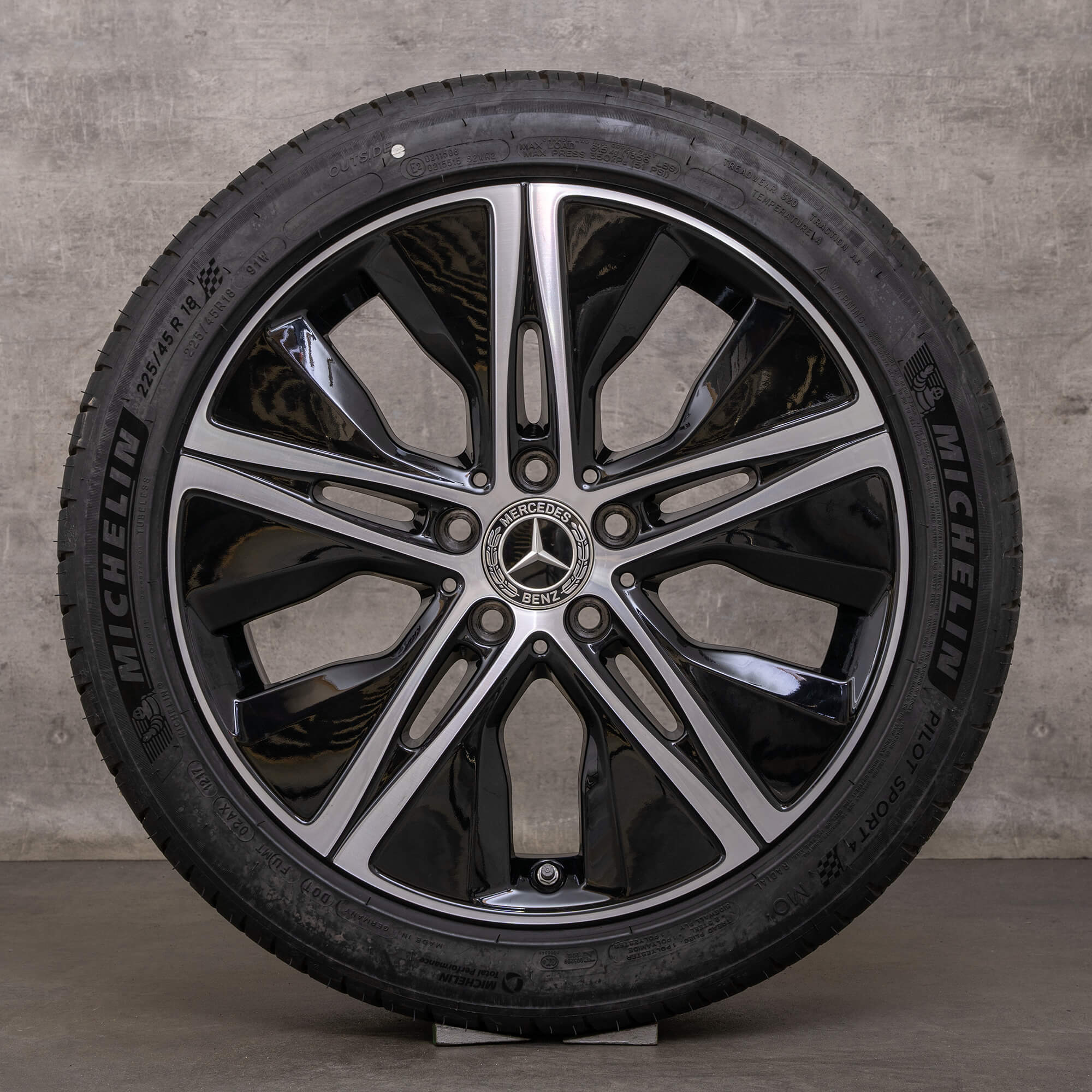 Original Mercedes Benz A B Class CLA jantes 18 pouces W177 V177 W247 C118 X118 roues d'été A1774010500 noir brillant
