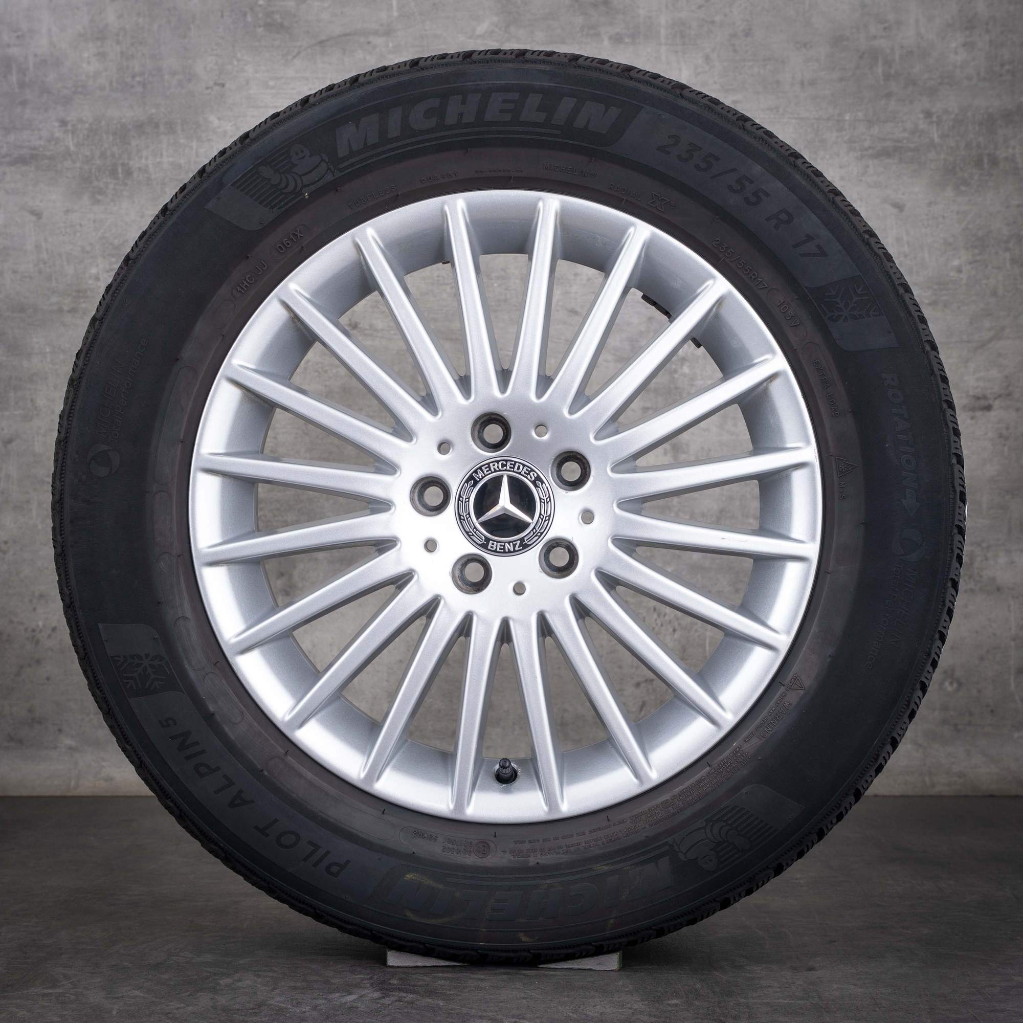 Anvelope de iarnă originale Mercedes-Benz Clasa V, 17 inci, W447, A4474014900, argintiu lucios