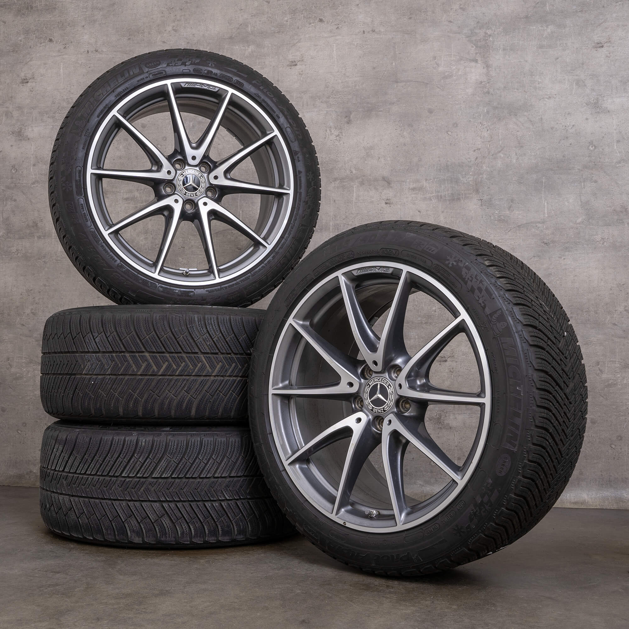 Neumáticos de invierno originales Mercedes Benz Clase E E63 & S AMG 19 pulgadas W213 S213 llantas A2134012600 A2134014600 gris himalaya brillante torneado