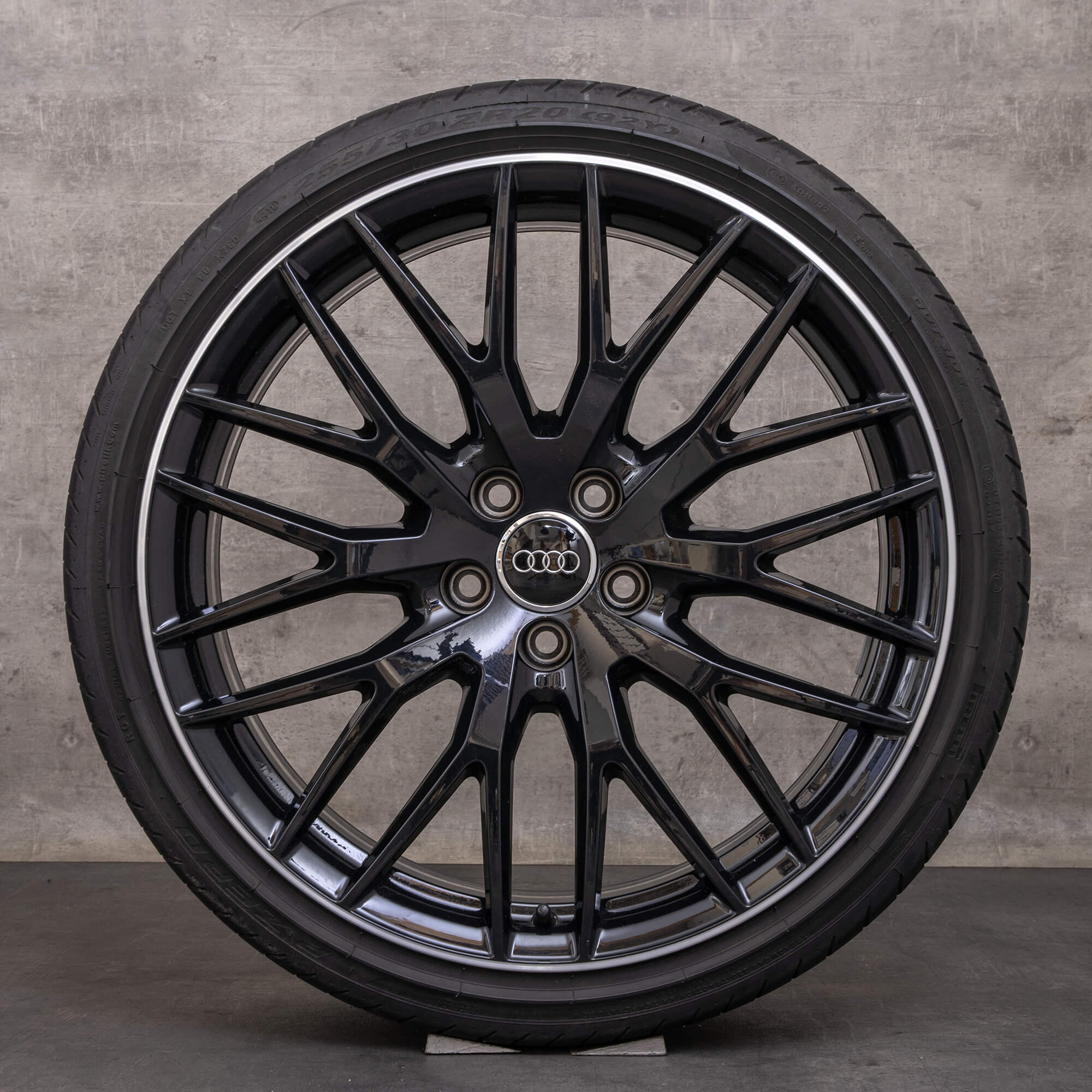 Original Audi TT TTS TTRS hjul 20 tum FV 8S Sommerrder 8S0601025AR svart glansig svarvad