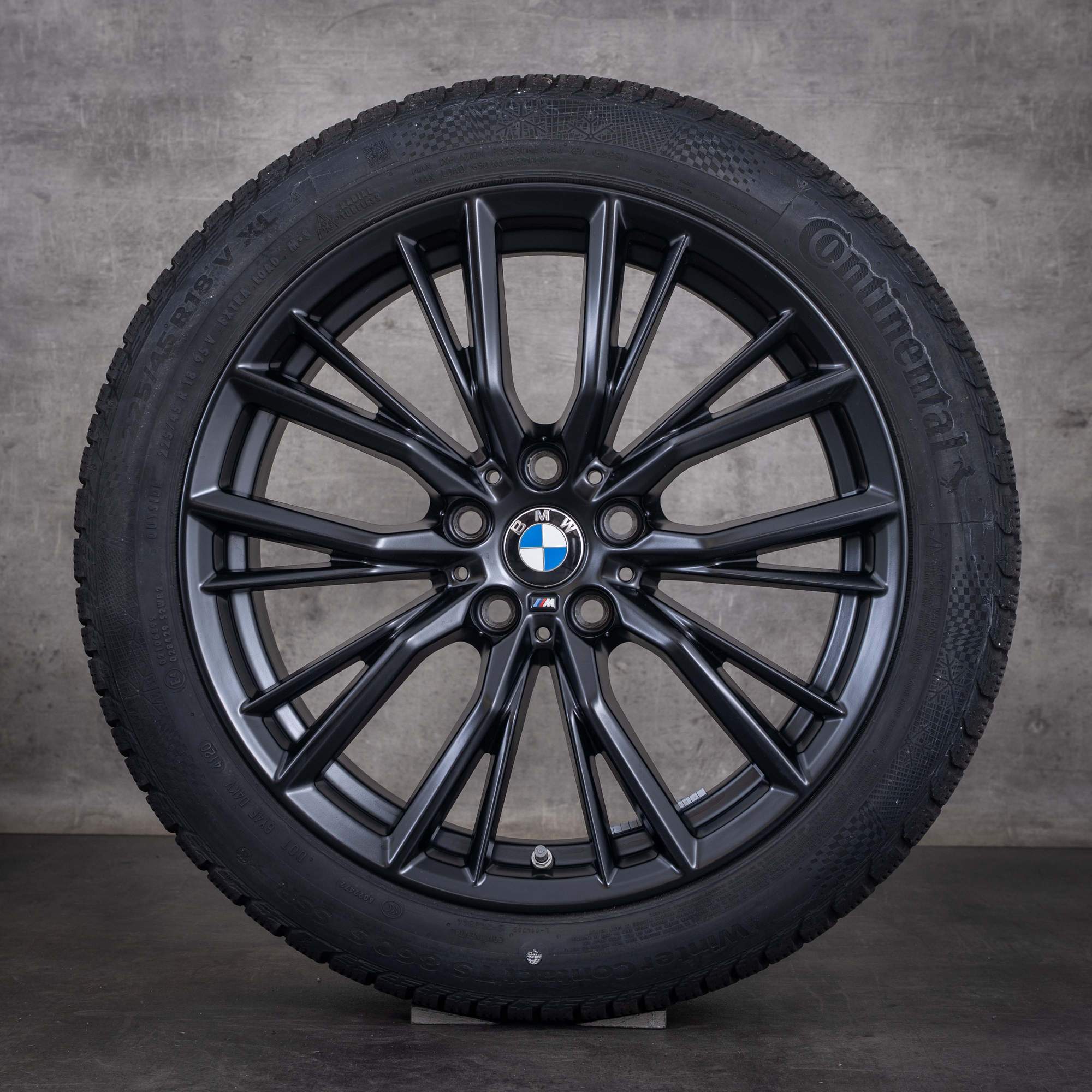 Original BMW 2er 3er 4er Winterräder 18 Zoll G42 G20 G21 G22 G23 Felgen Styling 796 M 6885305 6885306 jet black matt - Rad 1 von 4