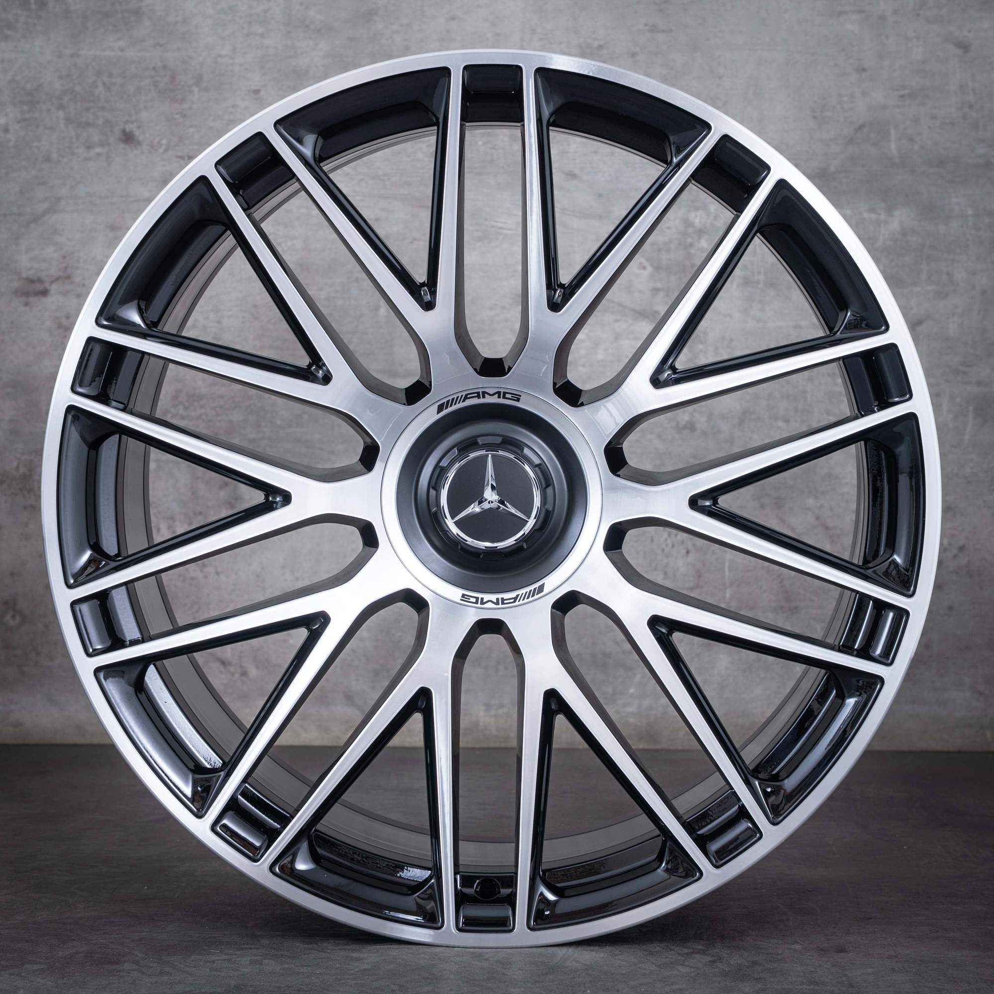 Alkuperäiset Mercedes Benz AMG GT vanteet 21 tuumaa C192 A1924011900 A1924012000 musta kiillotettu UUSI