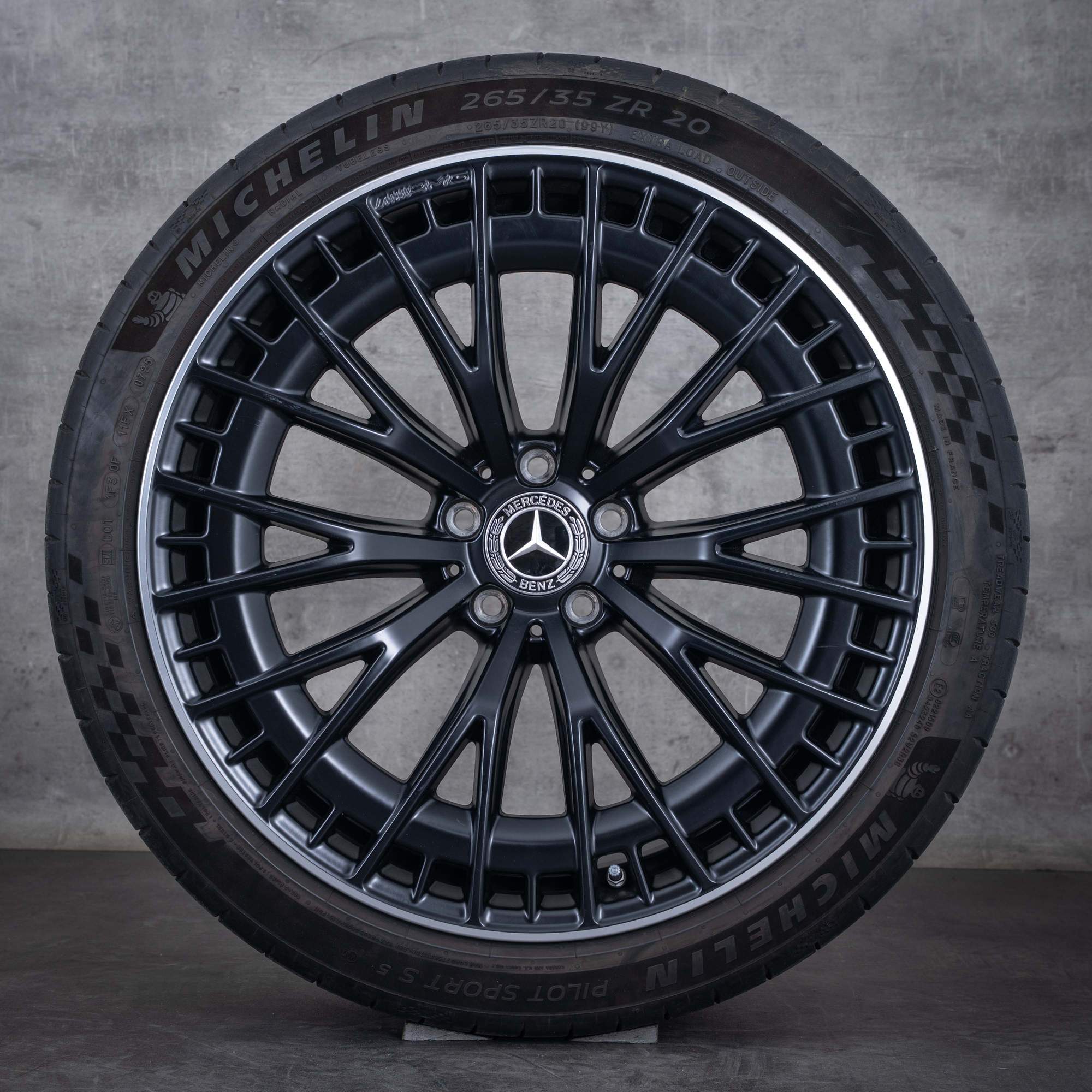 Oryginalne koła zimowe Mercedes Benz CLE 53 AMG 20 cali C236 A236 4Matic Felgi A2364012900 A2364013000 czarny mat Polerowane