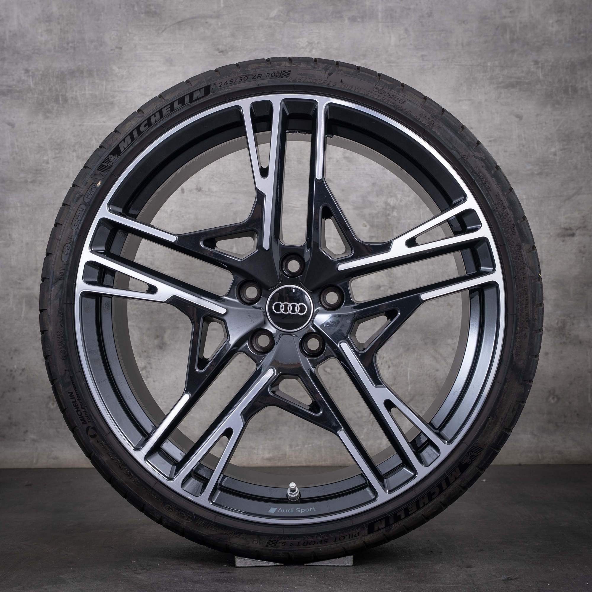Original Audi R8 Felgen 20 Zoll Spyder 4S Sommerräder 4S0601025AF 4S0601025AJ granitgrau front polished