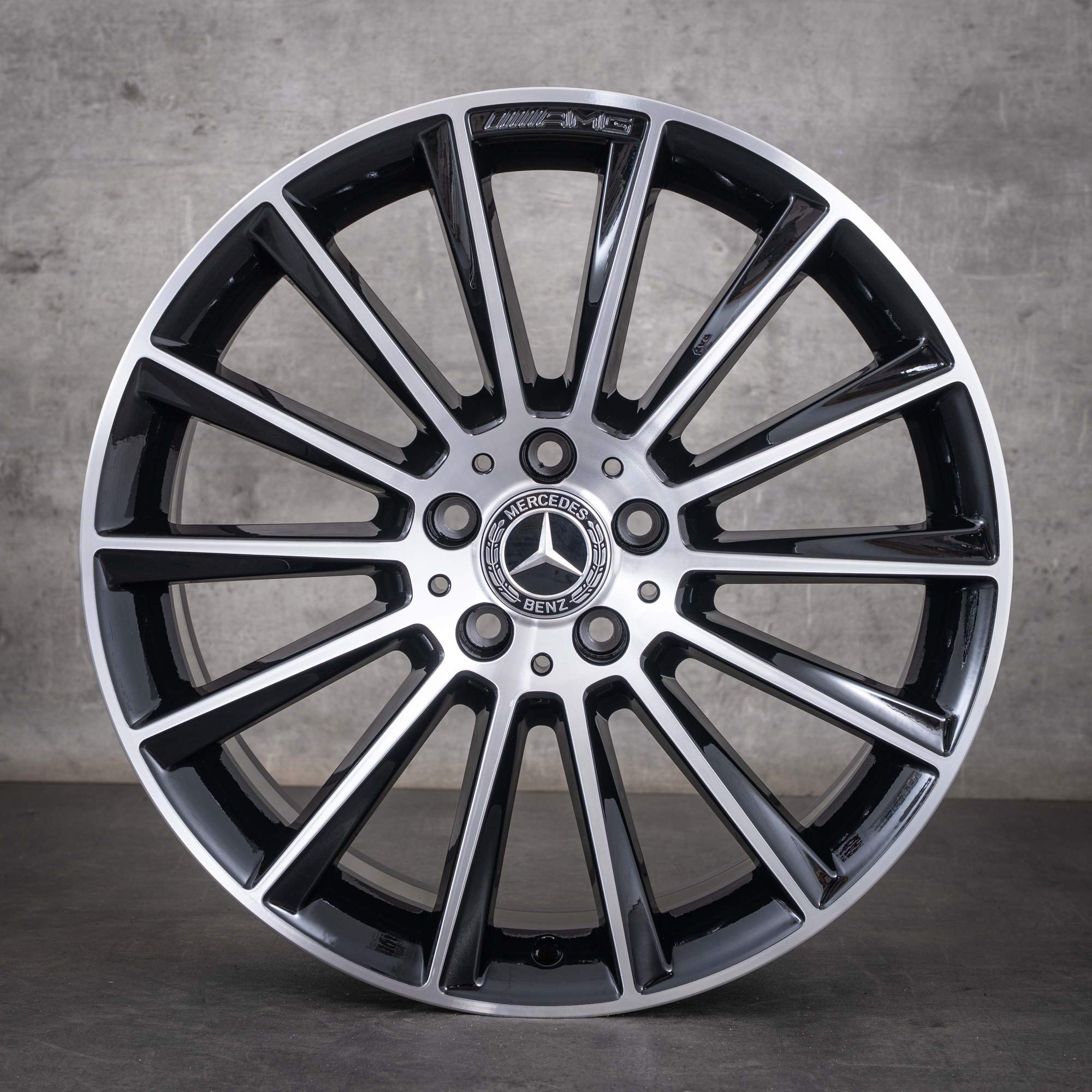 Original Mercedes Benz C-Klasse AMG Felgen 19 Zoll W205 S205 C205 A205 A2054011300 A2054011400 schwarz glanzgedreht NEU