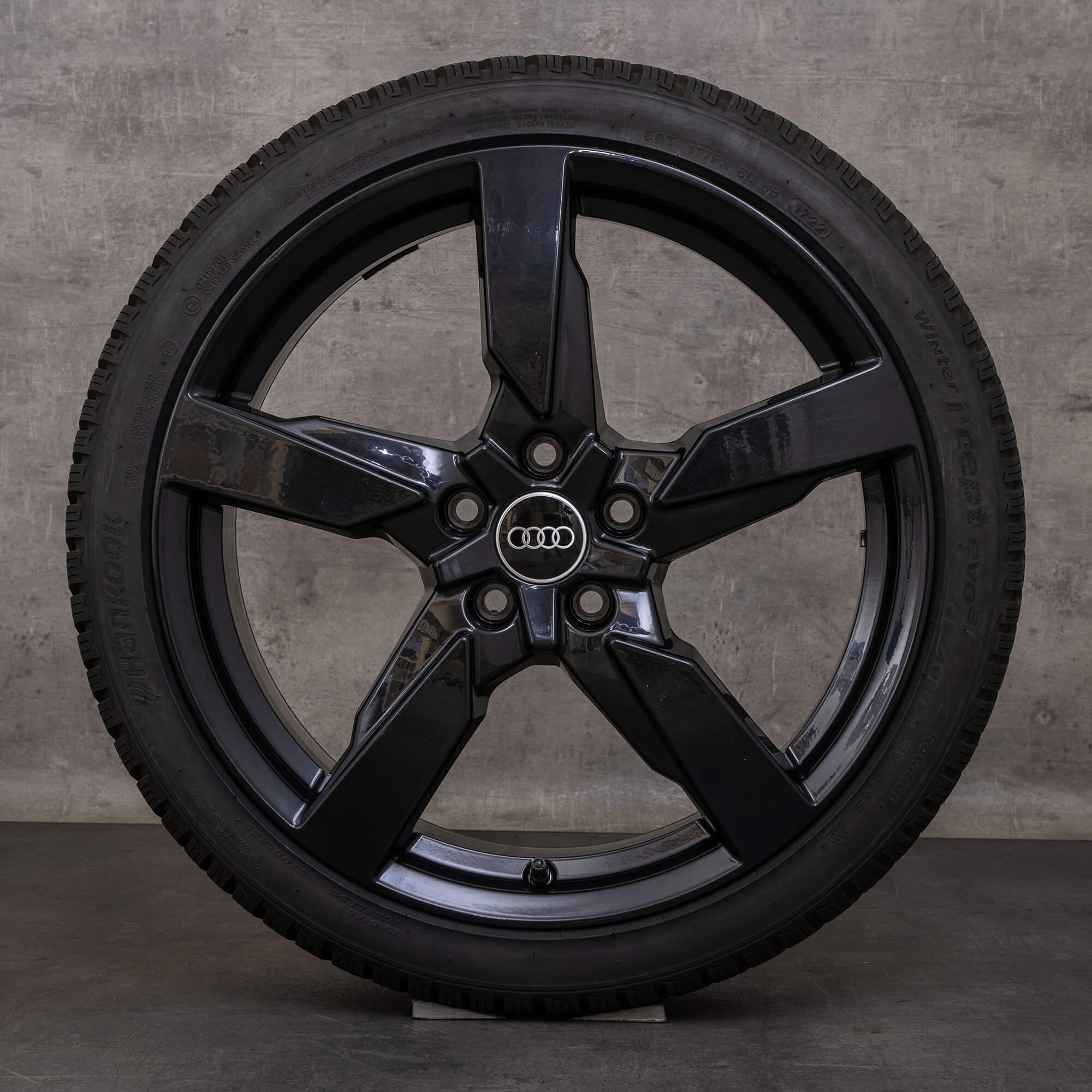 Originali Audi TTRS ruote invernali 19 pollici 8S cerchi 8S0601025AG Polygon nero lucido