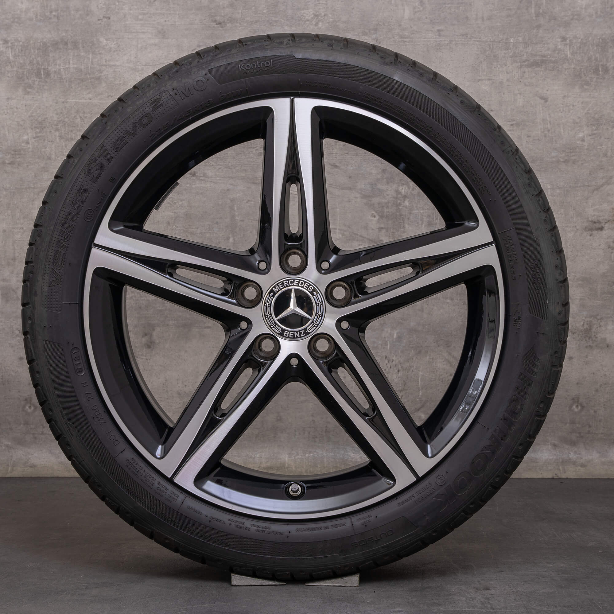 Originele Mercedes Benz A B-klasse CLA AMG velgen 18 inch W177 V177 W247 W118 X118 C118 zomerwielen A1774010700 zwart glanzend gedraaid