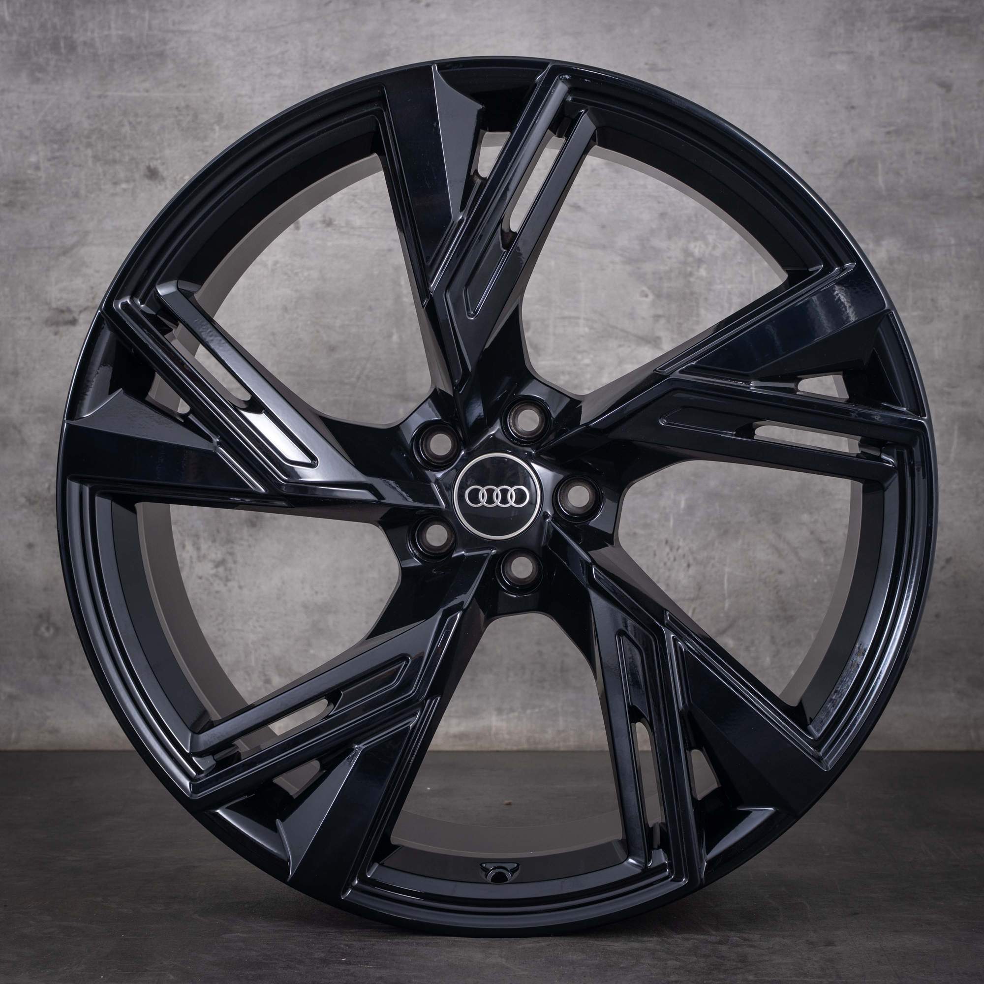 Original Audi RS6 RS7 Felgen 22 Zoll 4K C8 F2 Trapez 4K0601025BL schwarz glanz