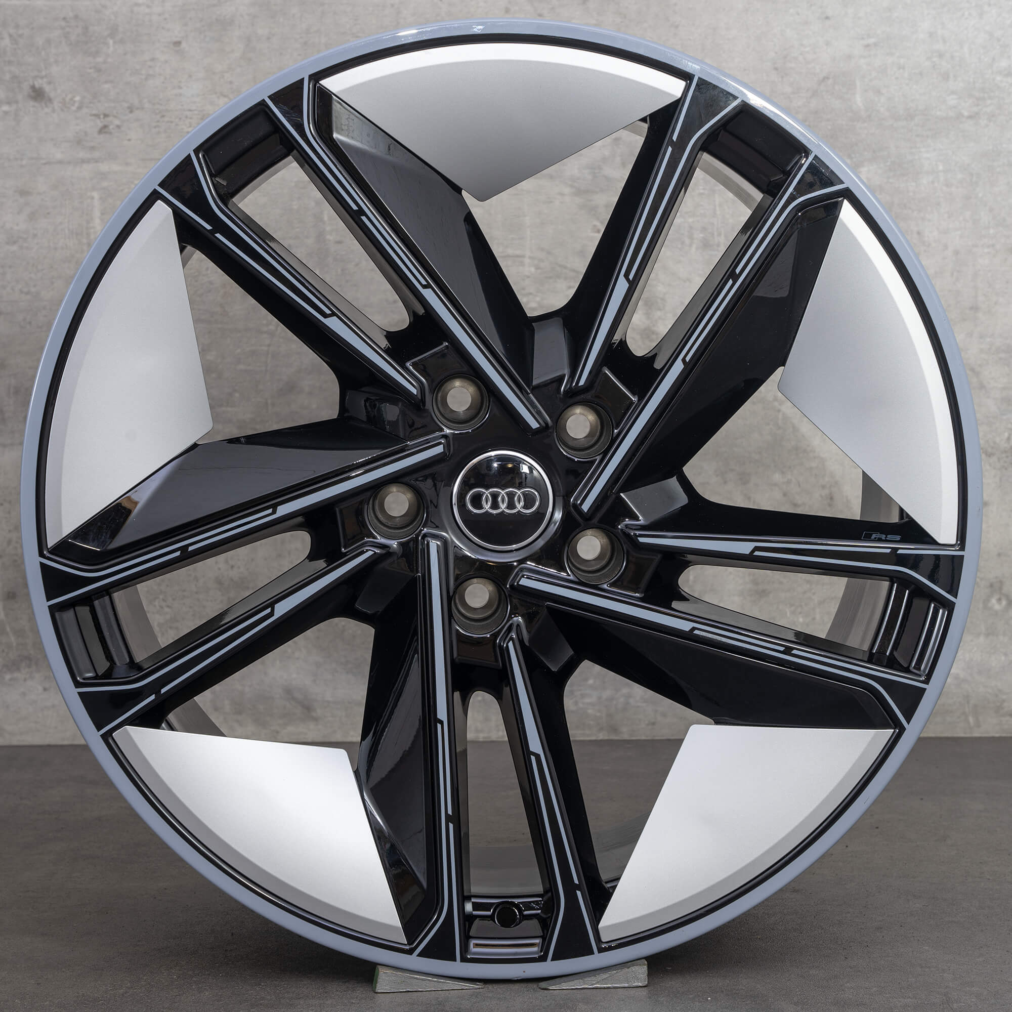 Audi 21 inch velgen e-tron GT RS FW concaaf design 4J3601025L 4J3601025M NIEUW