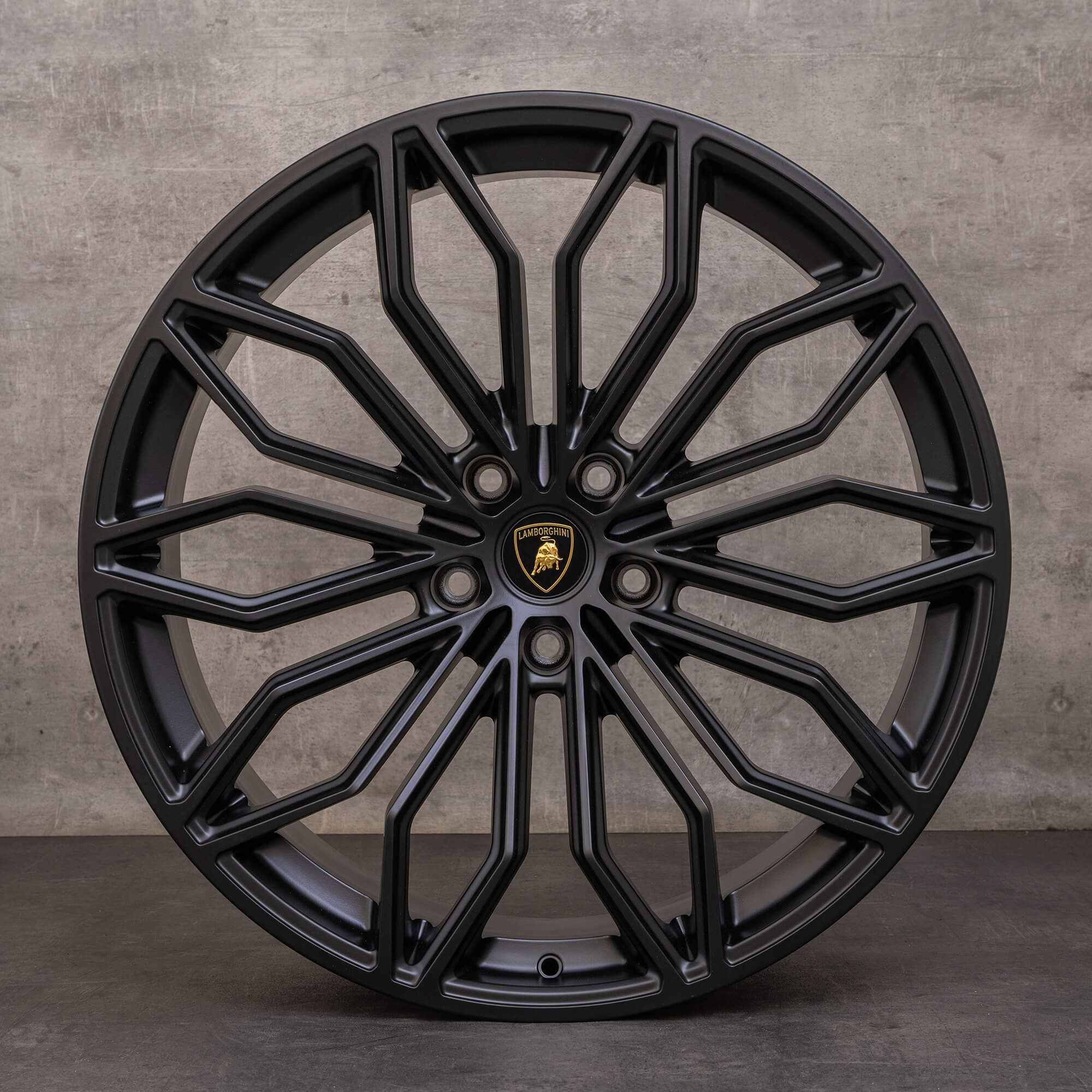 Alkuperäiset Lamborghini Urus -talvirenkaat 23 tuumaa Galanthus-vanteet 4ML601025DJ 4ML601025DK mattamusta UUDET